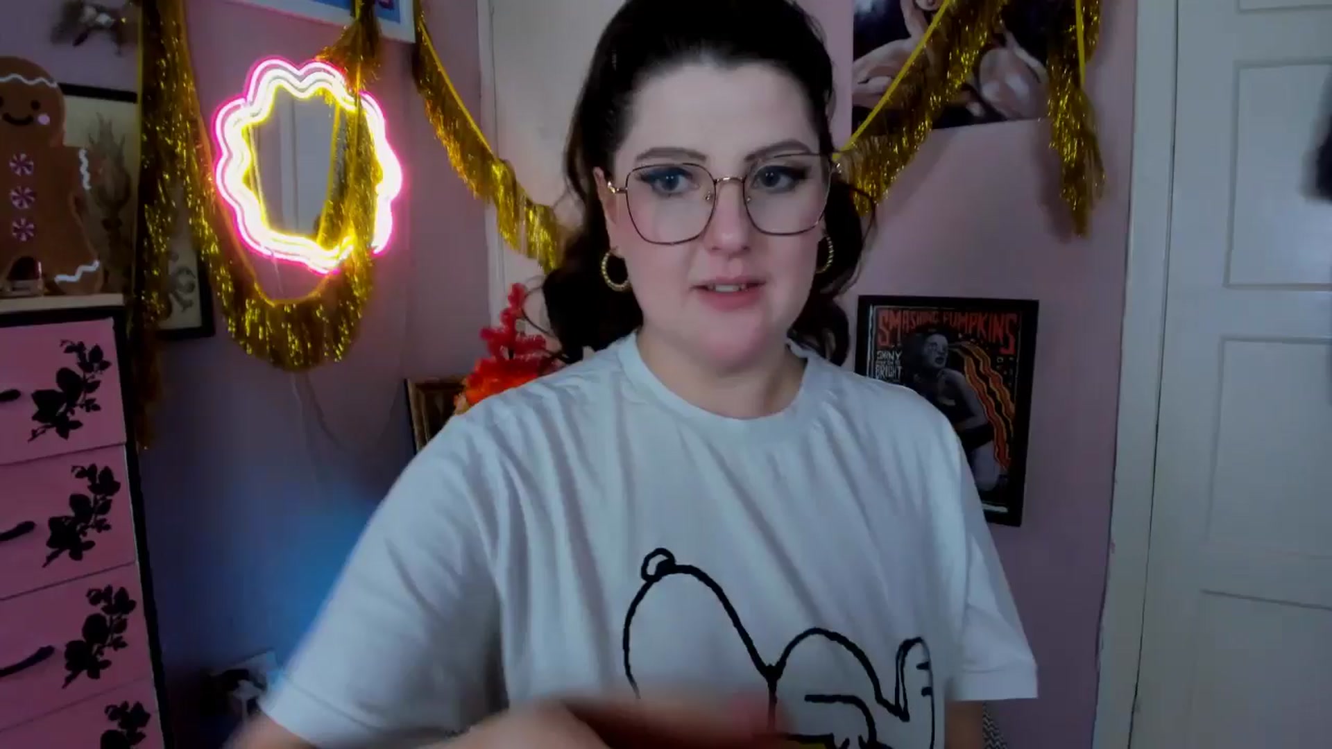 Gallery image thumbnail from MissMimiRose's myfreecams stream on, 01/05/2026, 16:43 image 19 of 20