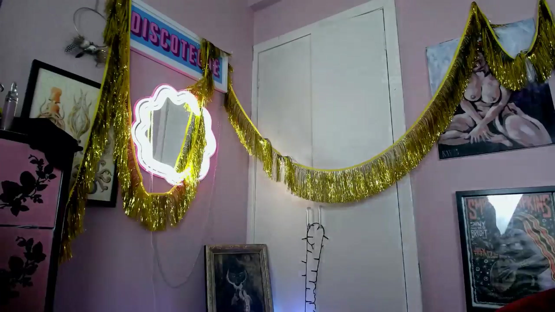 Gallery image thumbnail from MissMimiRose's myfreecams stream on, 01/11/2026, 15:00 image 12 of 20