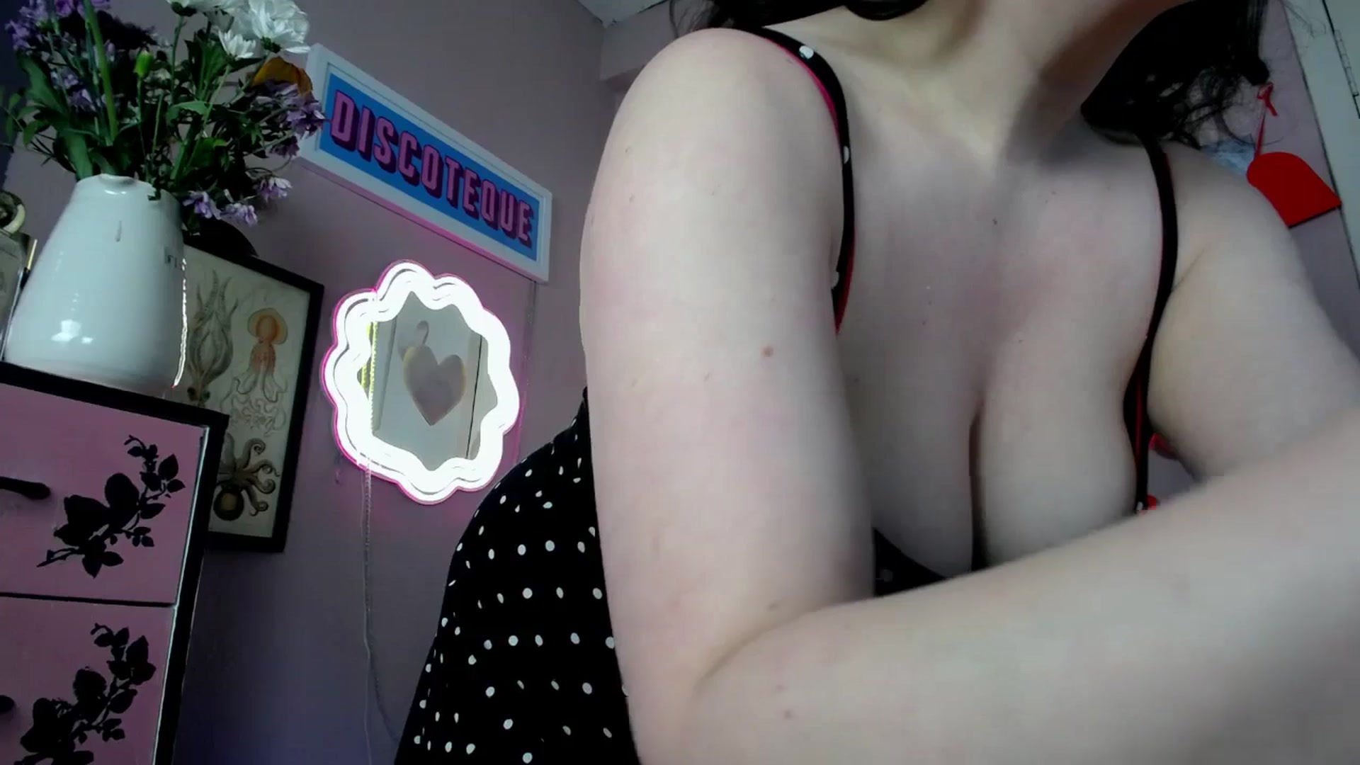 Gallery image thumbnail from MissMimiRose's myfreecams stream on, 02/14/2026, 17:34 image 10 of 20
