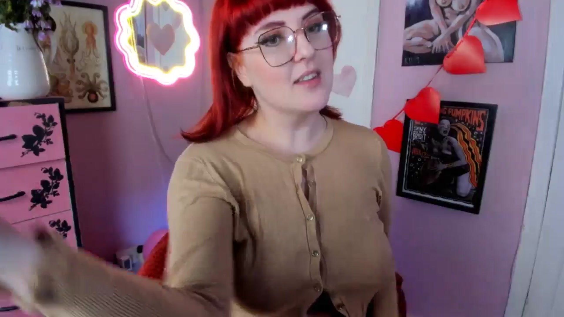 Gallery image thumbnail from MissMimiRose's myfreecams stream on, 02/19/2026, 24:46 image 6 of 20