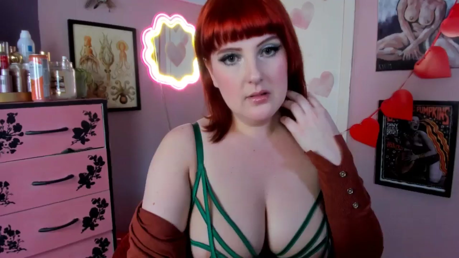 Gallery image thumbnail from MissMimiRose's myfreecams stream on, 02/24/2026, 22:15 image 14 of 20