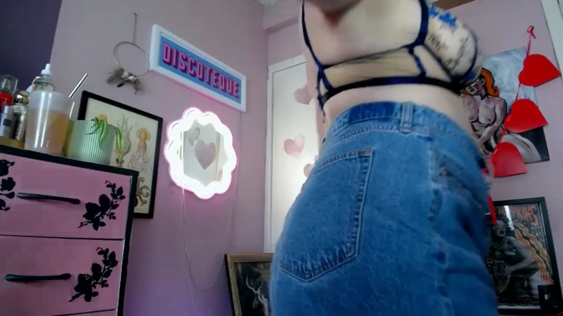 Gallery image thumbnail from MissMimiRose's myfreecams stream on, 03/07/2026, 15:35 image 12 of 20