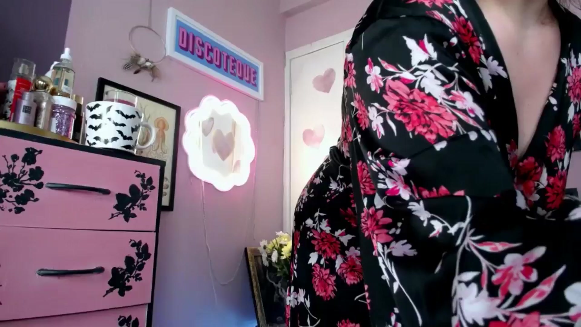 Gallery image thumbnail from MissMimiRose's myfreecams stream on, 03/21/2026, 15:59 image 5 of 20