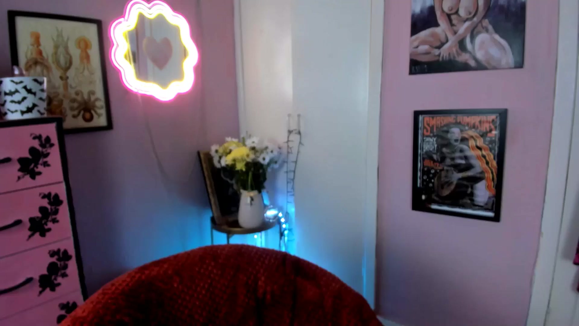Gallery image thumbnail from MissMimiRose's myfreecams stream on, 03/25/2026, 23:27 image 18 of 20
