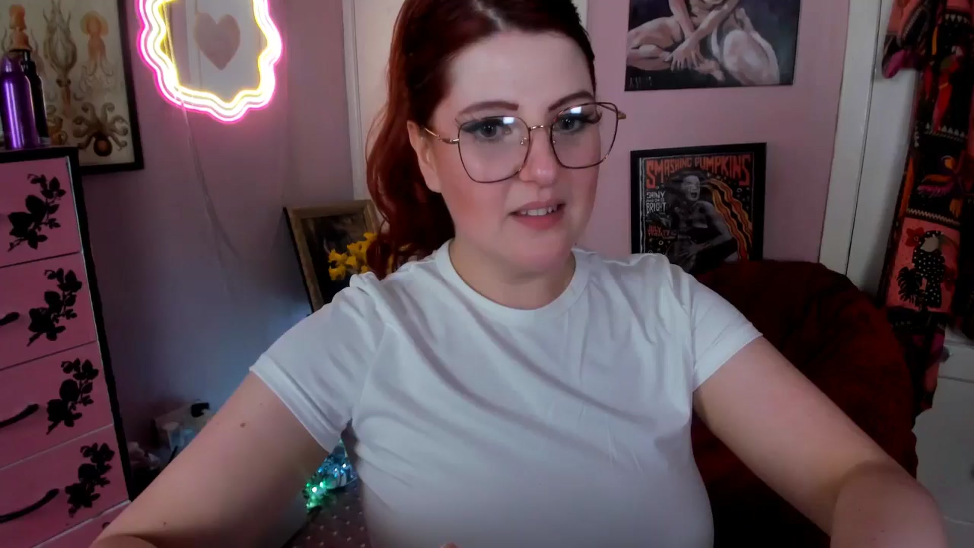 Gallery image thumbnail from MissMimiRose's myfreecams stream on, 04/10/2026, 23:31 image 1 of 20