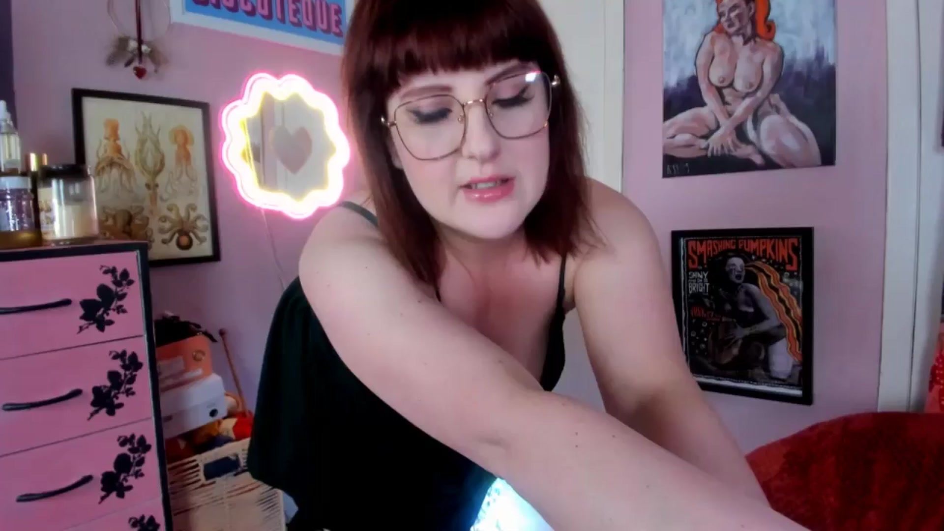 Gallery image thumbnail from MissMimiRose's myfreecams stream on, 04/14/2026, 21:20 image 1 of 20