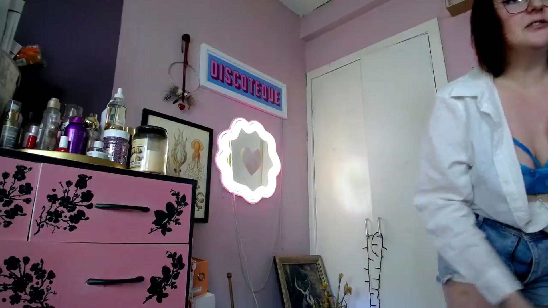 Gallery image thumbnail from MissMimiRose's myfreecams stream on, 04/18/2026, 14:32 image 6 of 20
