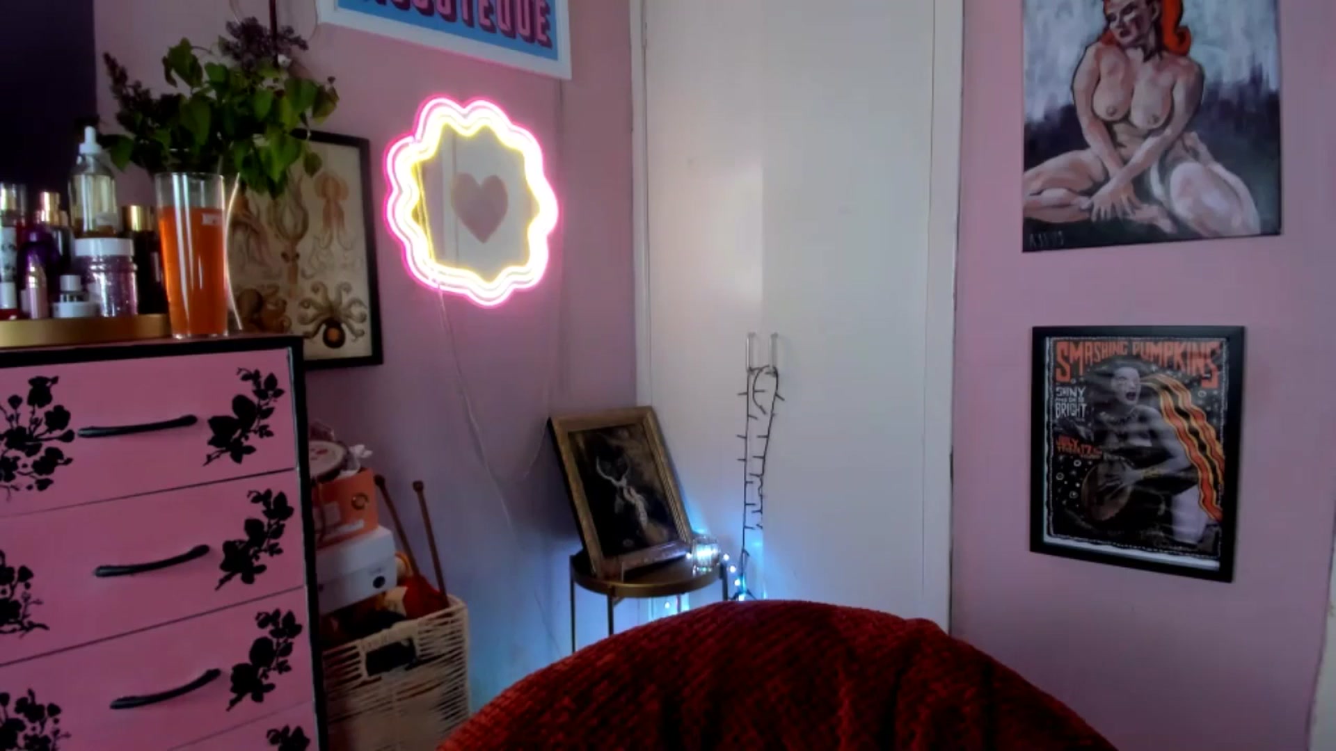 Gallery image thumbnail from MissMimiRose's myfreecams stream on, 04/28/2026, 21:30 image 10 of 20