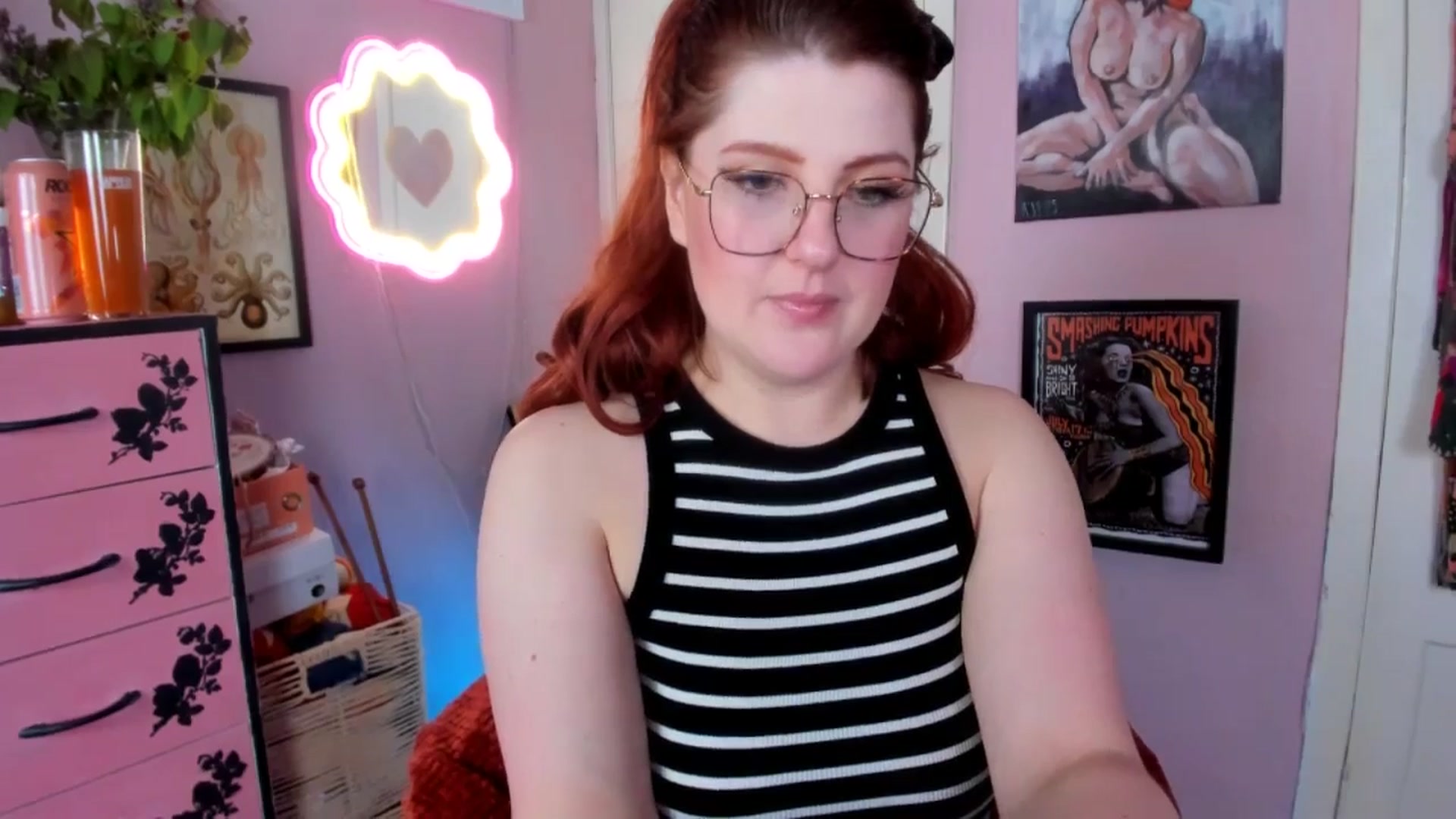 Gallery image thumbnail from MissMimiRose's myfreecams stream on, 04/28/2026, 21:30 image 7 of 20