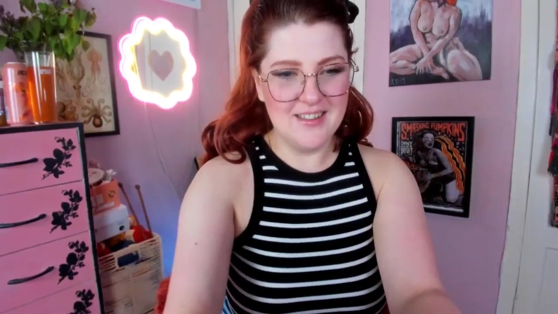 Gallery image thumbnail from MissMimiRose's myfreecams stream on, 04/28/2026, 21:30 image 6 of 20