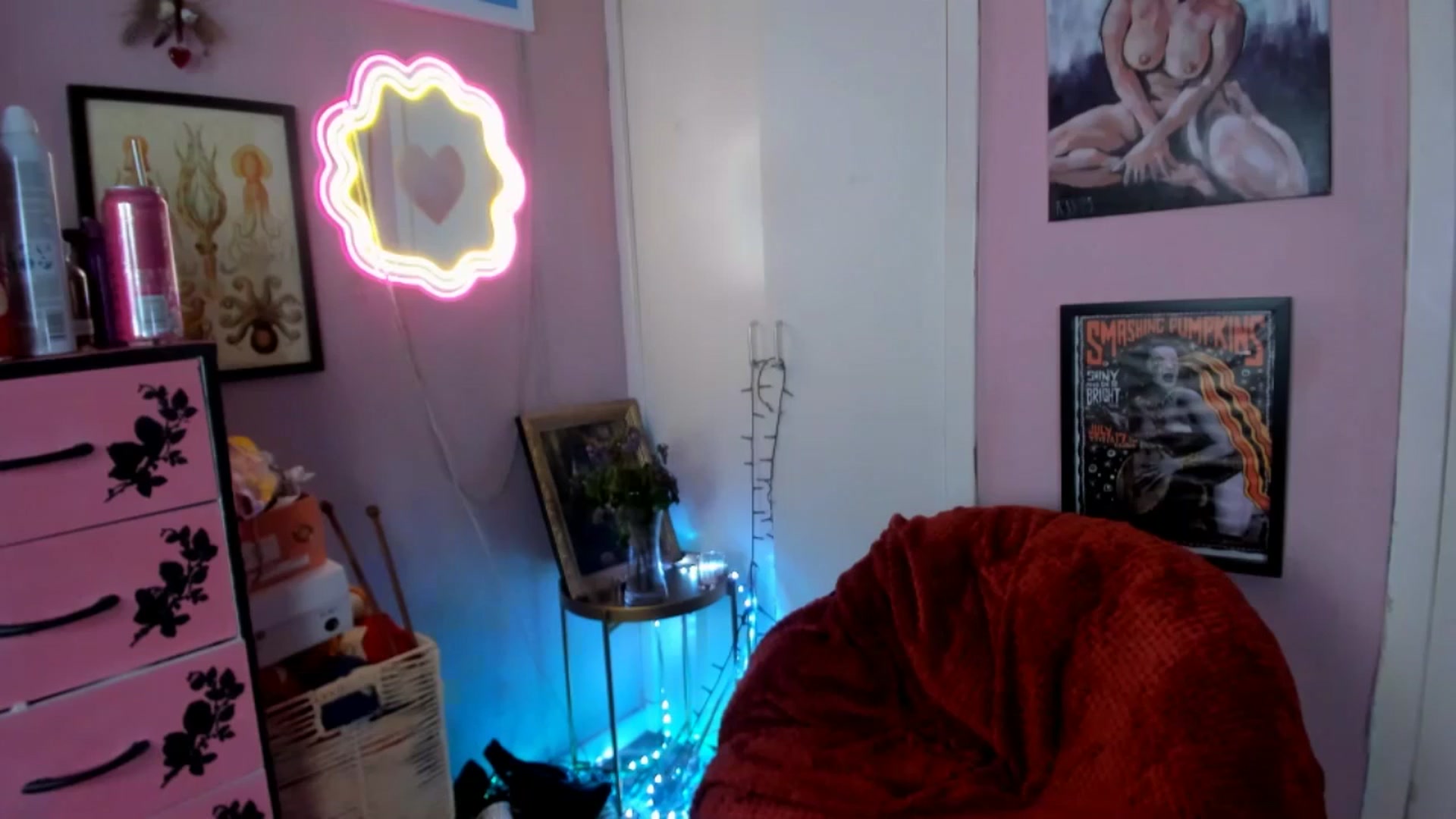 Gallery image thumbnail from MissMimiRose's myfreecams stream on, 05/02/2026, 11:31 image 19 of 20