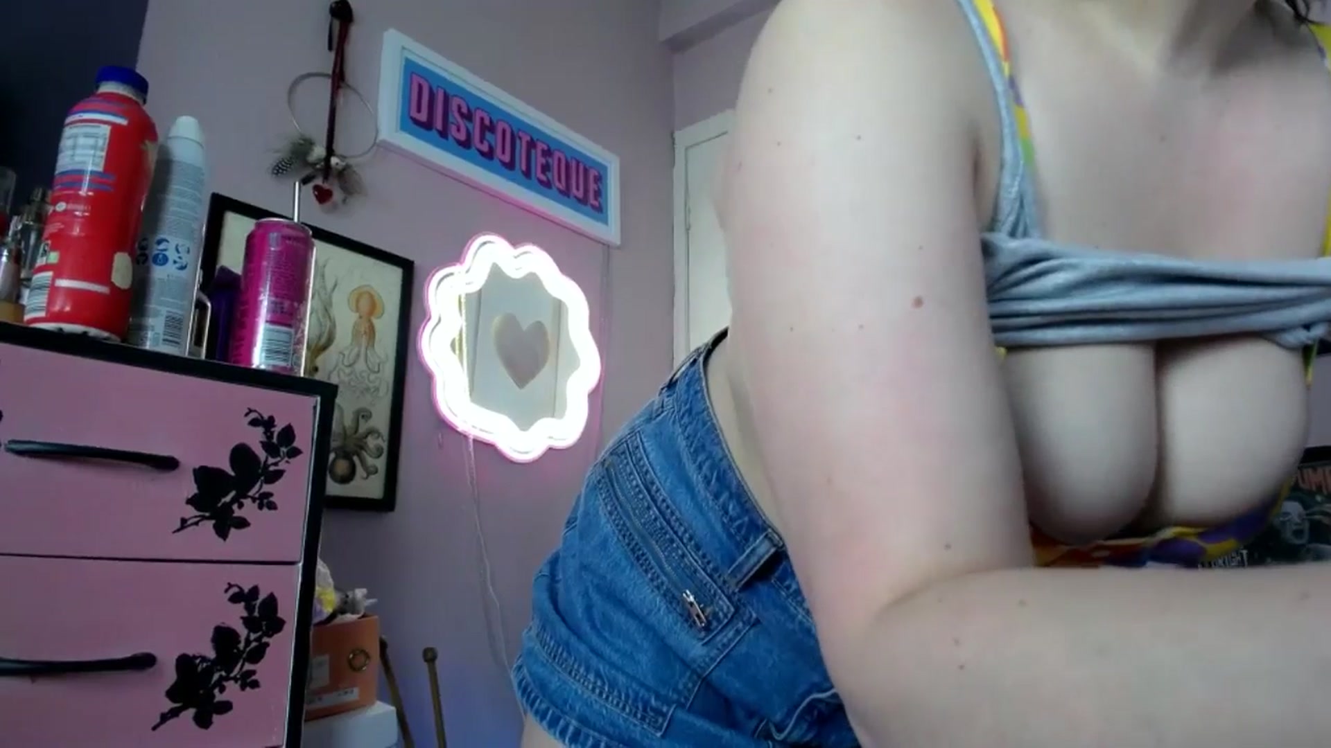 Gallery image thumbnail from MissMimiRose's myfreecams stream on, 05/02/2026, 11:31 image 4 of 20