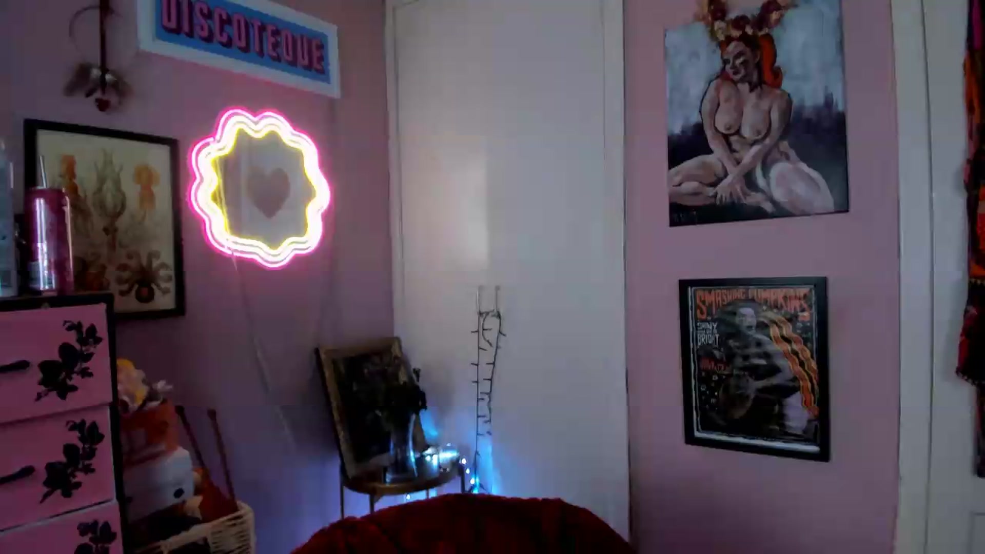 Gallery image thumbnail from MissMimiRose's myfreecams stream on, 05/02/2026, 13:32 image 15 of 20