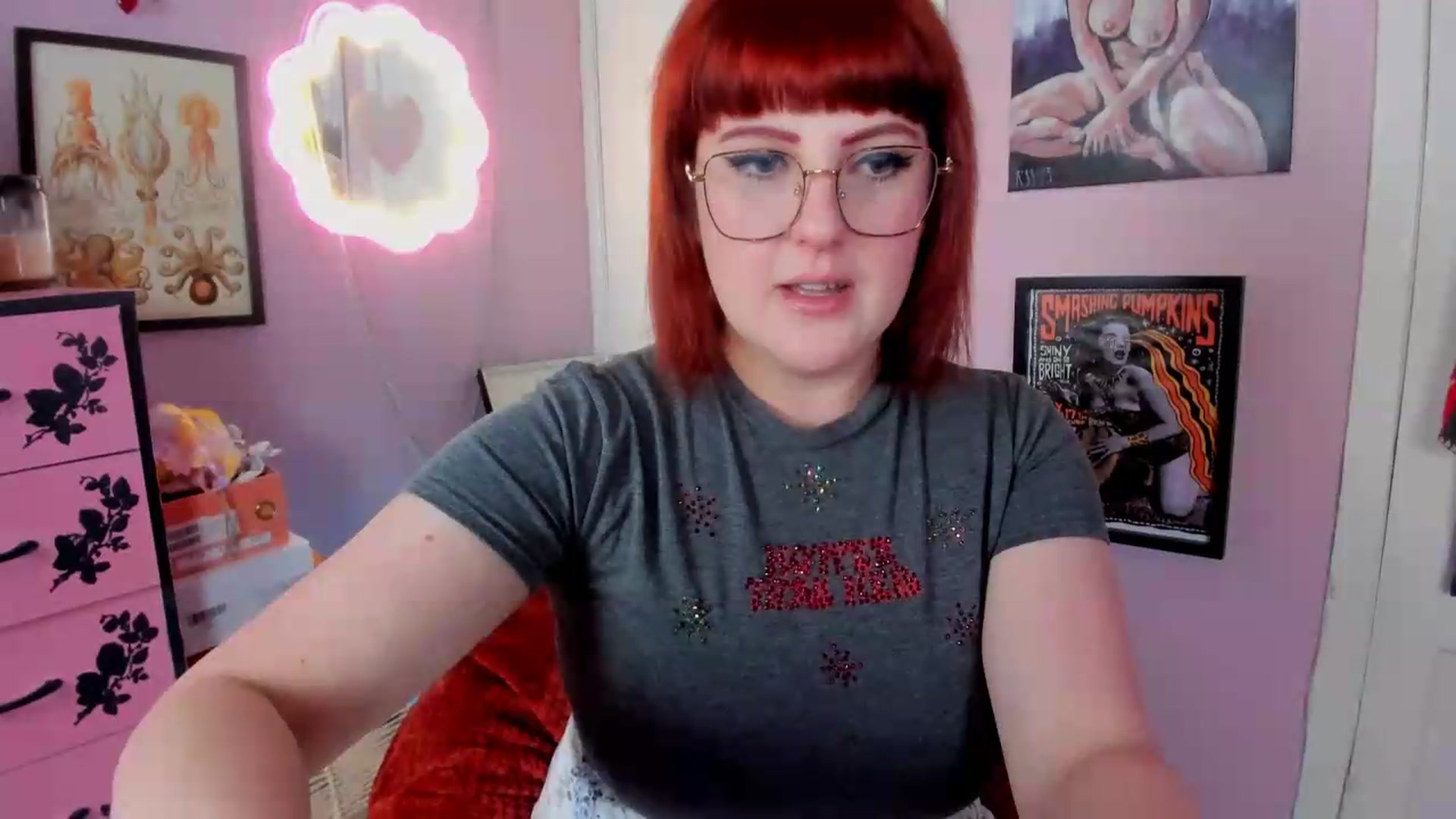 Gallery image thumbnail from MissMimiRose's myfreecams stream on, 05/13/2026, 19:09 image 18 of 20