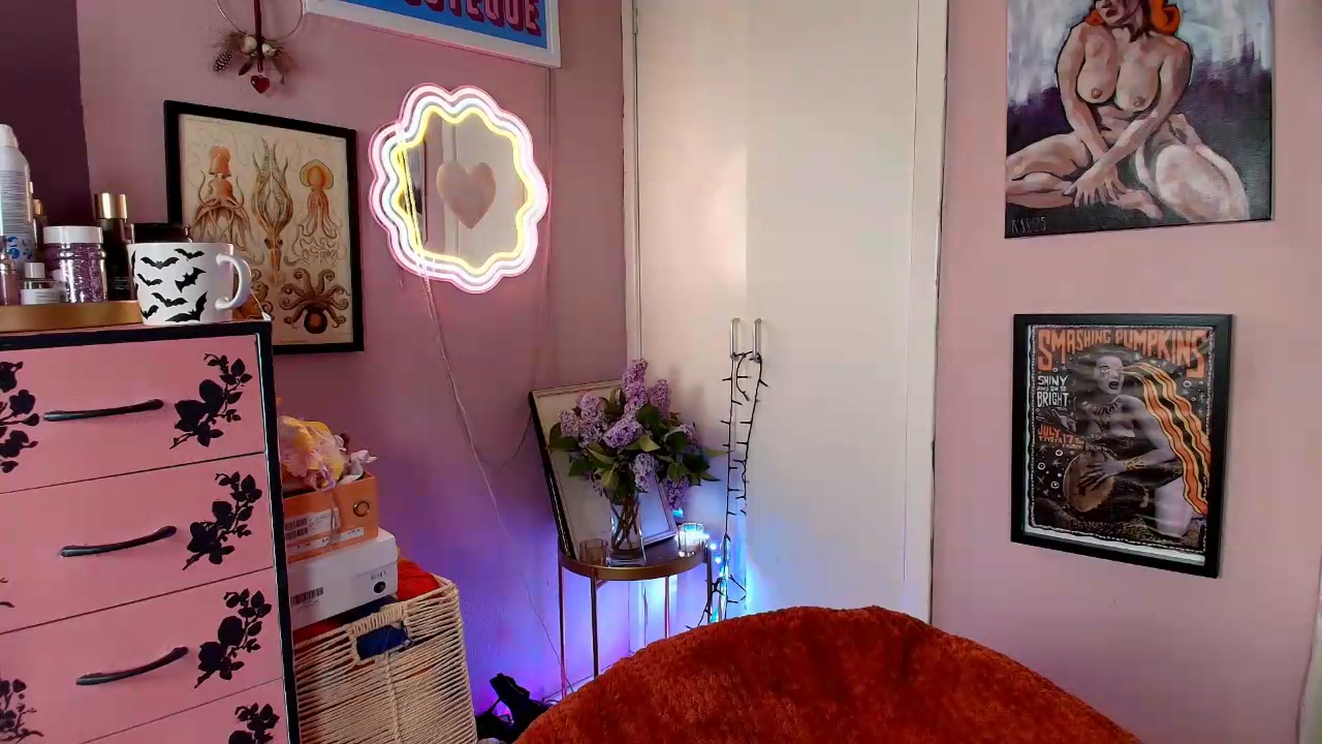 Gallery image thumbnail from MissMimiRose's myfreecams stream on, 05/15/2026, 21:05 image 17 of 20