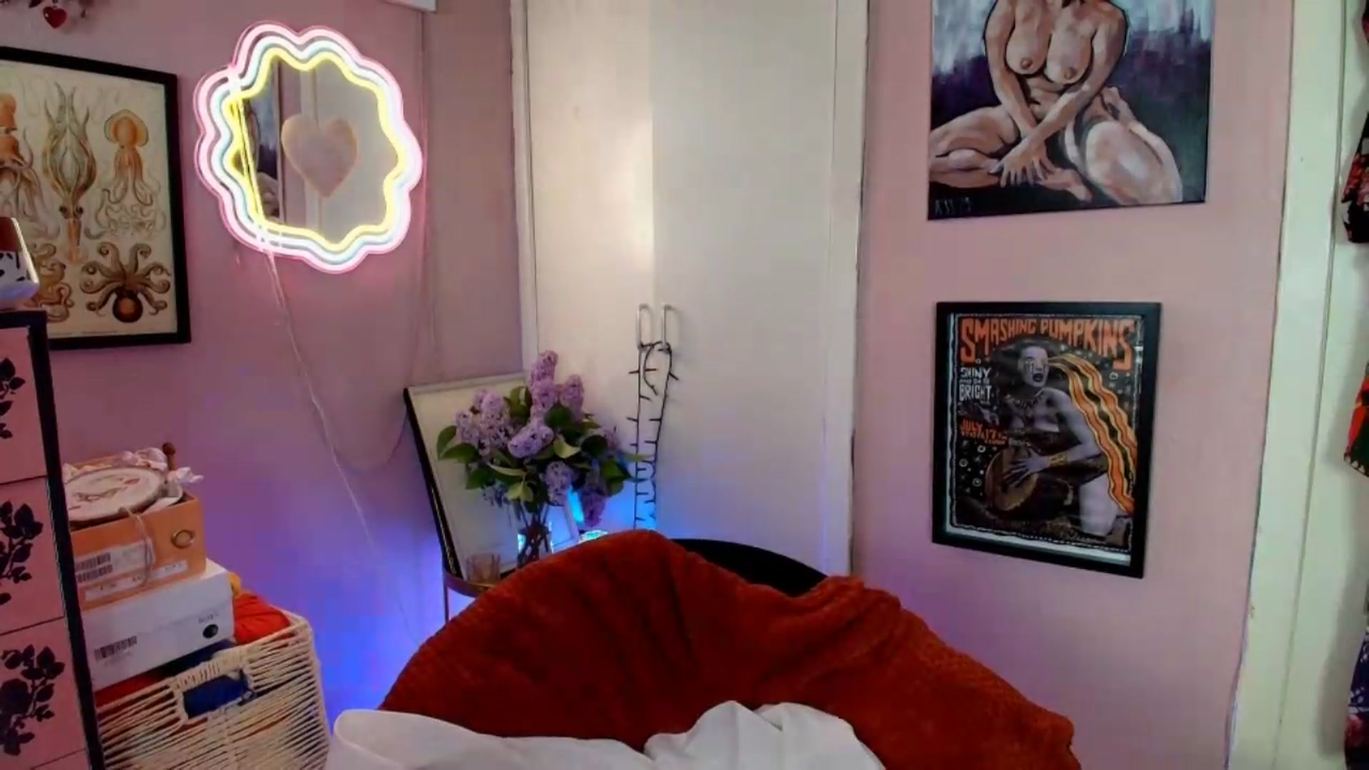 Gallery image thumbnail from MissMimiRose's myfreecams stream on, 05/16/2026, 14:24 image 10 of 20