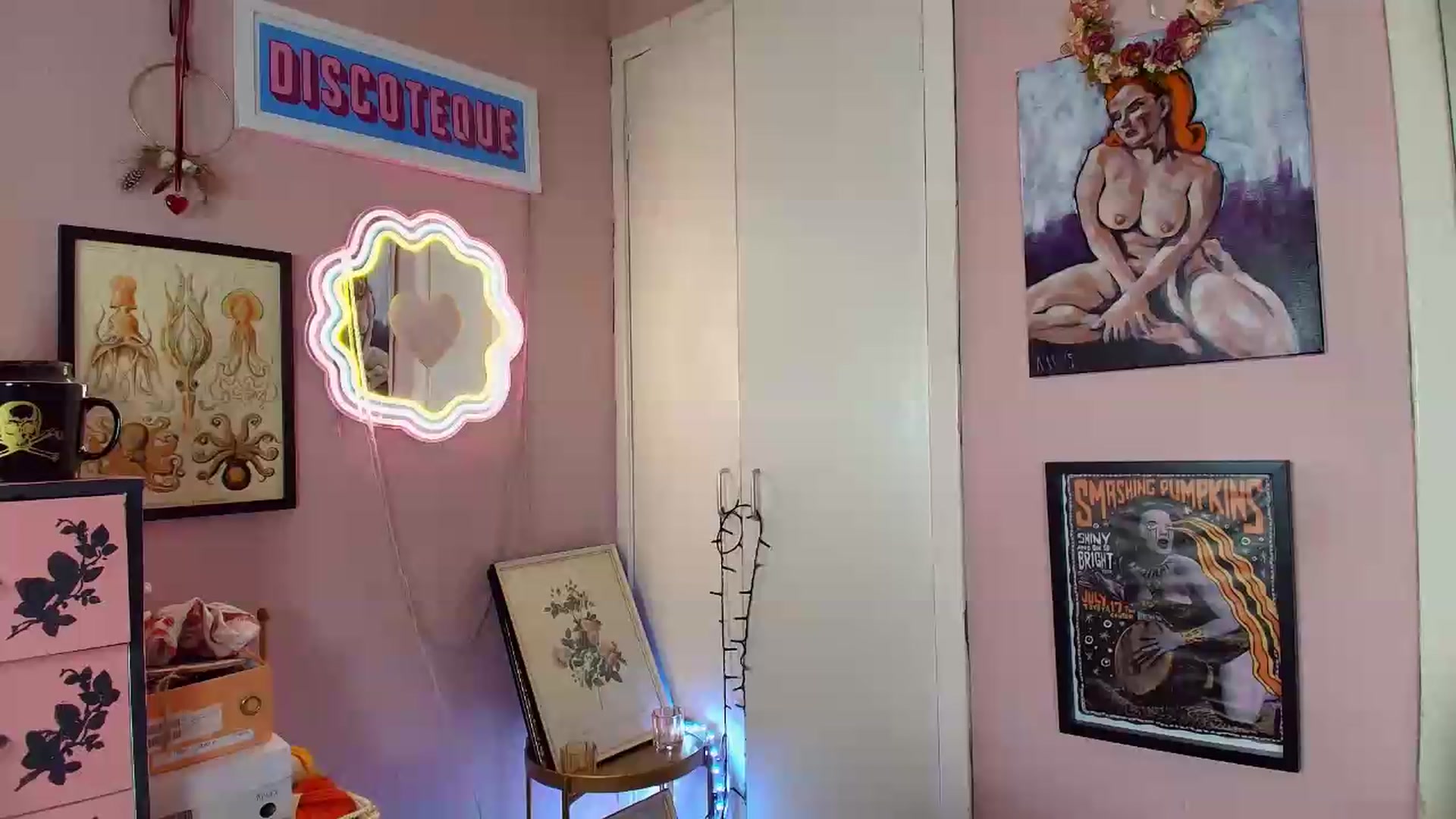 Gallery image thumbnail from MissMimiRose's myfreecams stream on, 05/21/2026, 19:35 image 6 of 20