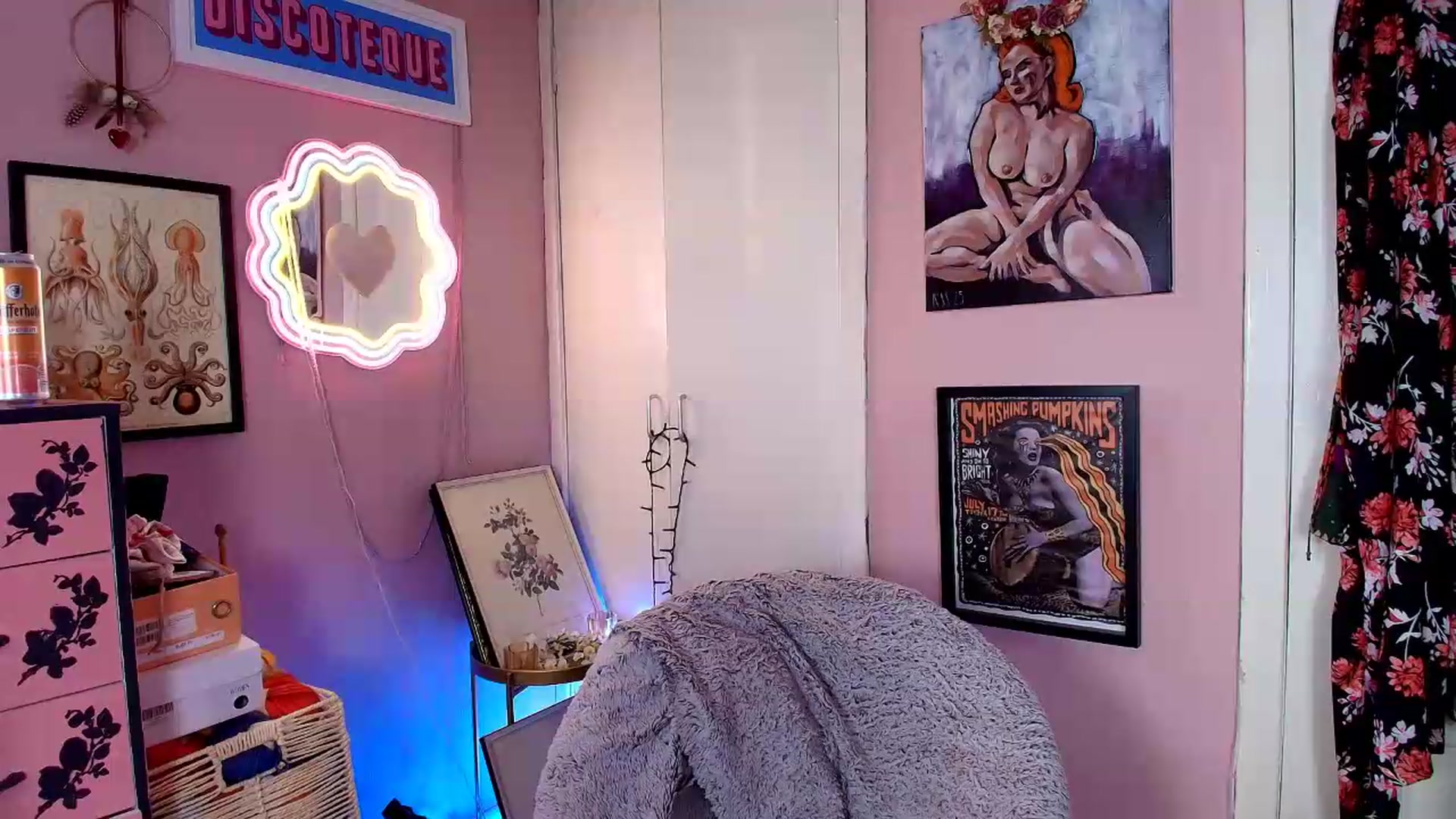 Gallery image thumbnail from MissMimiRose's myfreecams stream on, 05/28/2026, 21:56 image 7 of 20