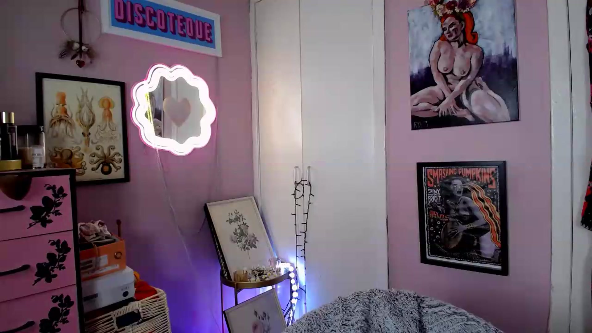 Gallery image thumbnail from MissMimiRose's myfreecams stream on, 06/03/2026, 21:16 image 18 of 20
