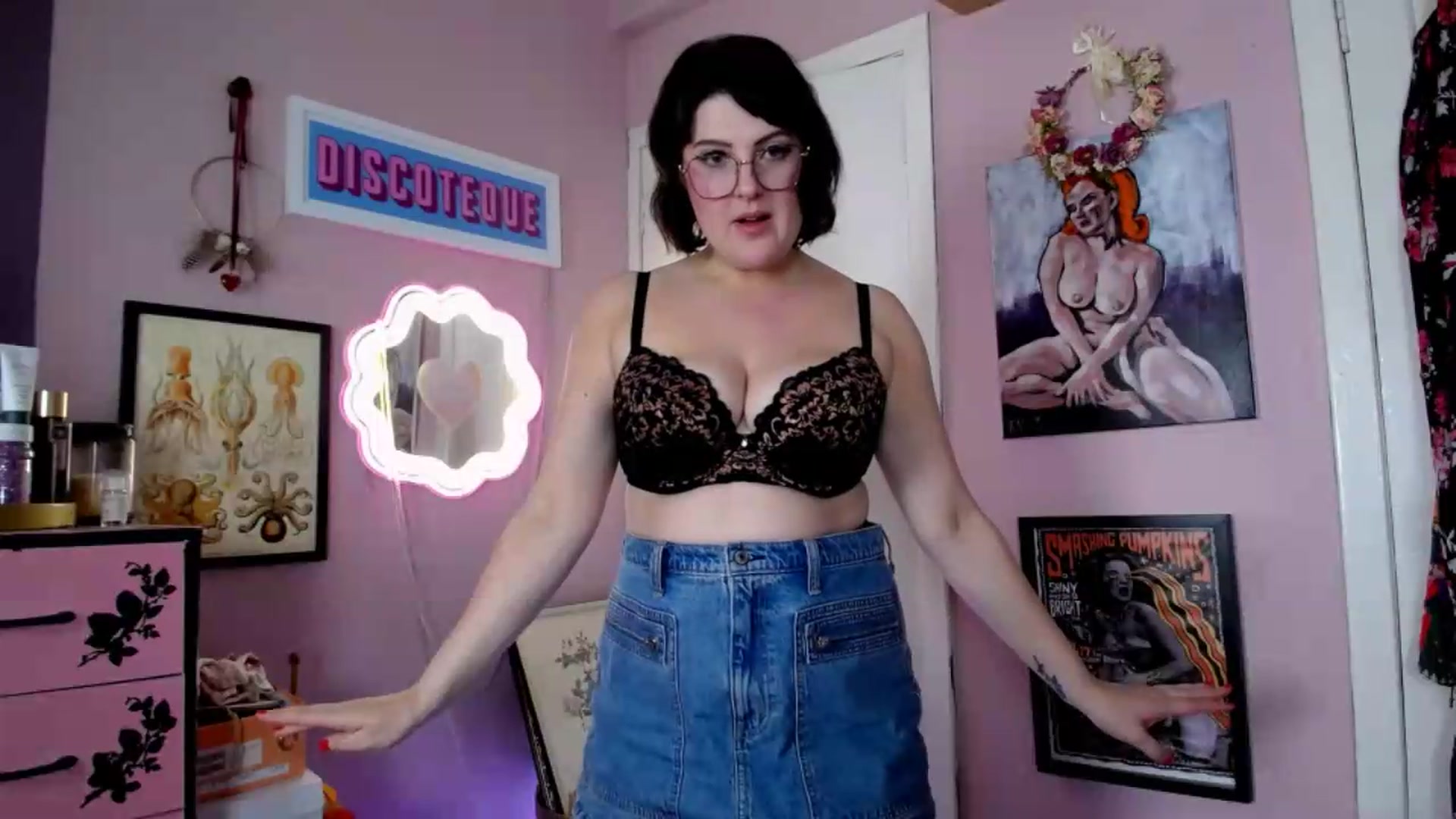 Gallery image thumbnail from MissMimiRose's myfreecams stream on, 06/03/2026, 21:16 image 5 of 20