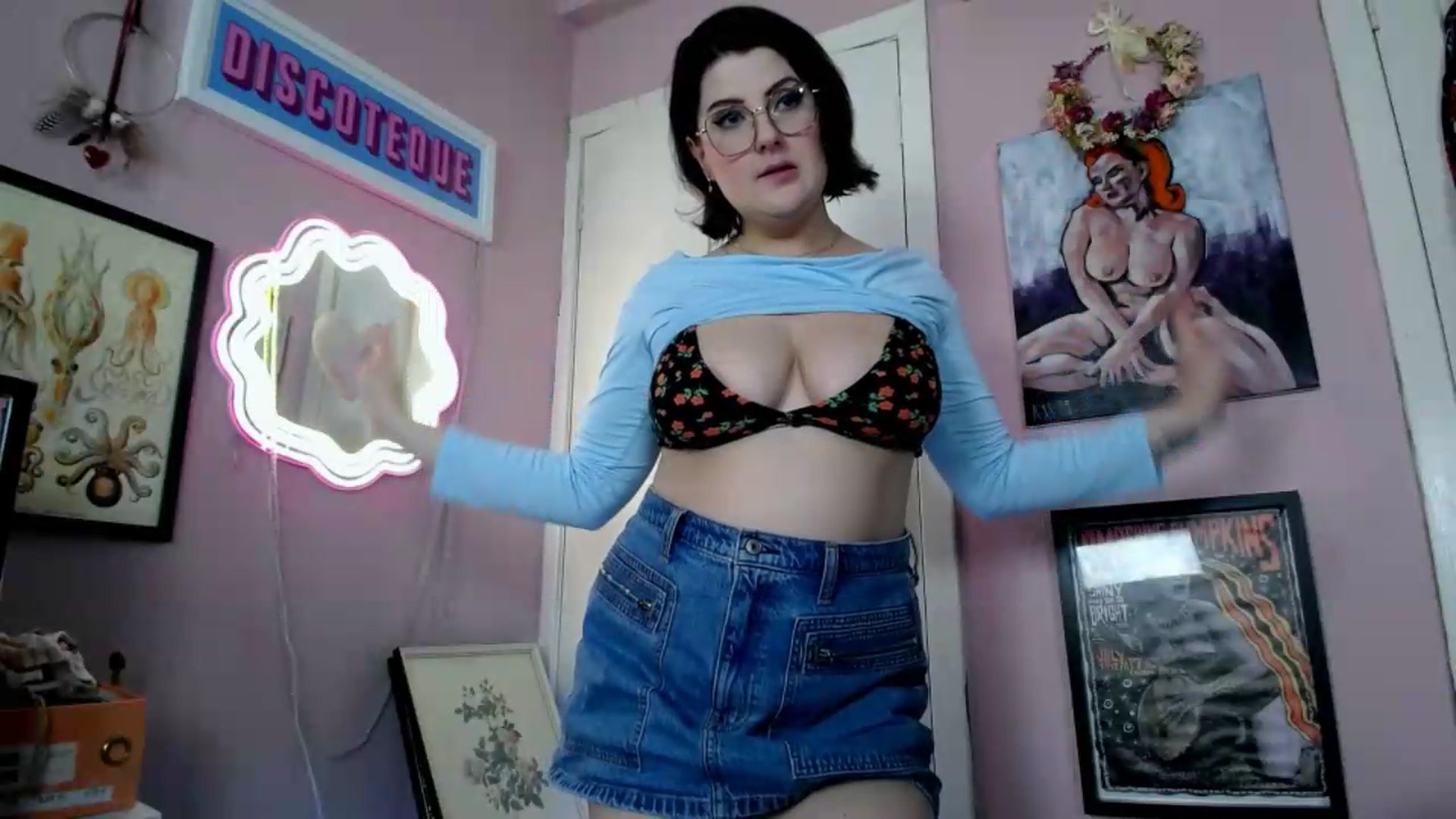 Gallery image thumbnail from MissMimiRose's myfreecams stream on, 06/07/2026, 15:24 image 2 of 20