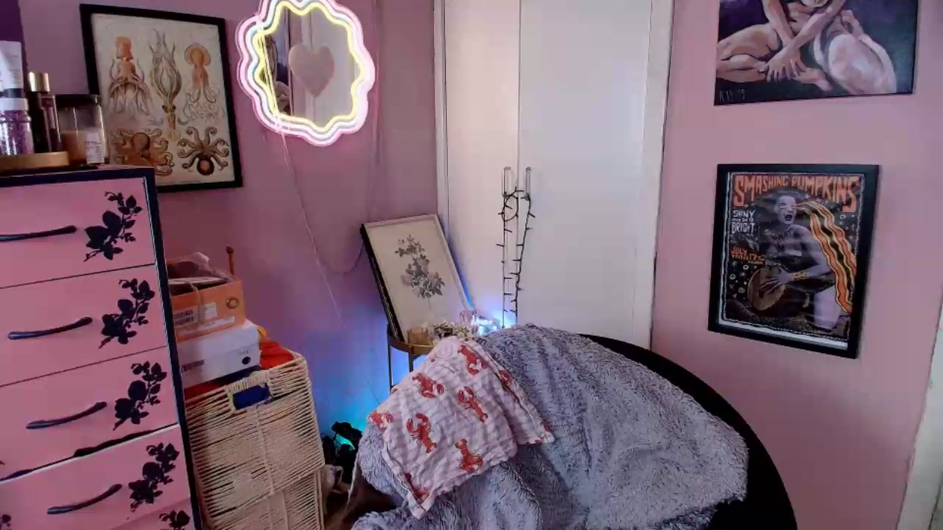 Gallery image thumbnail from MissMimiRose's myfreecams stream on, 06/07/2026, 15:24 image 9 of 20