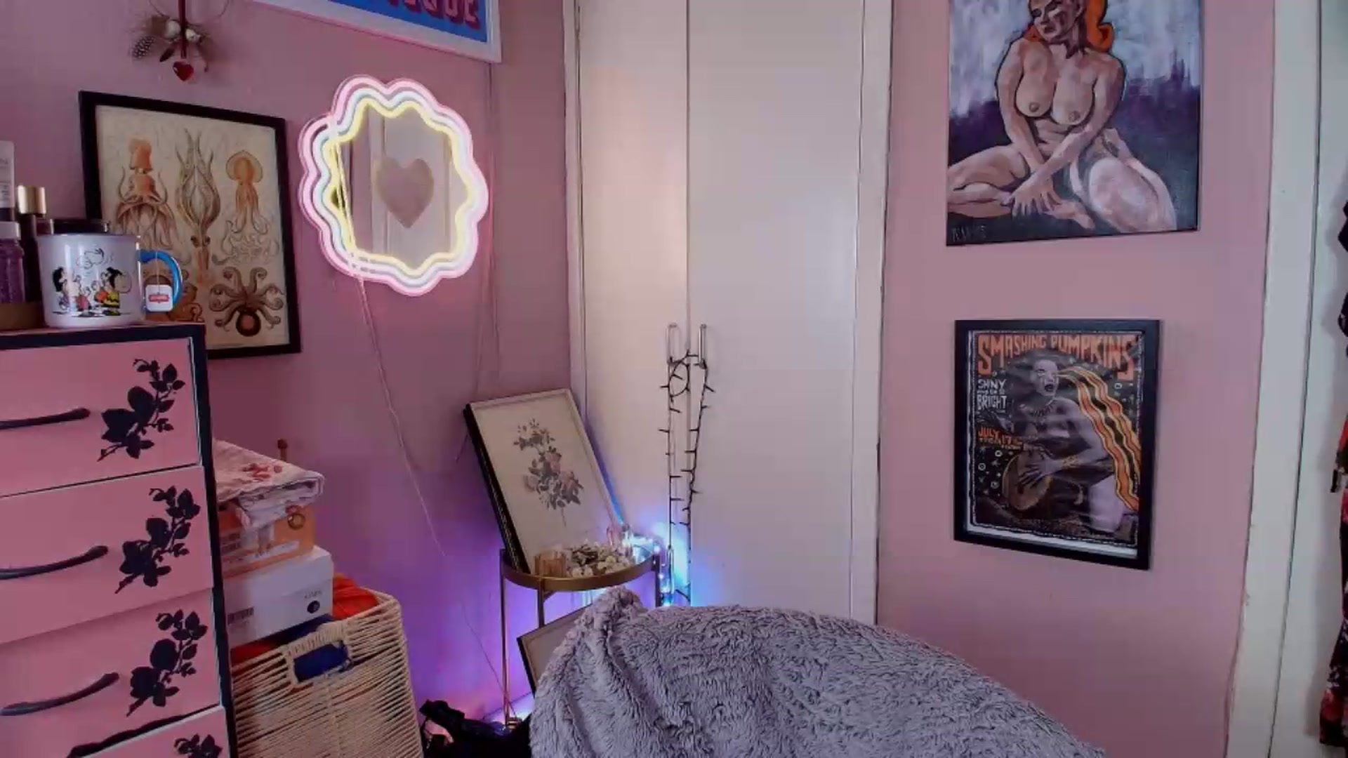 Gallery image thumbnail from MissMimiRose's myfreecams stream on, 06/09/2026, 20:29 image 15 of 20