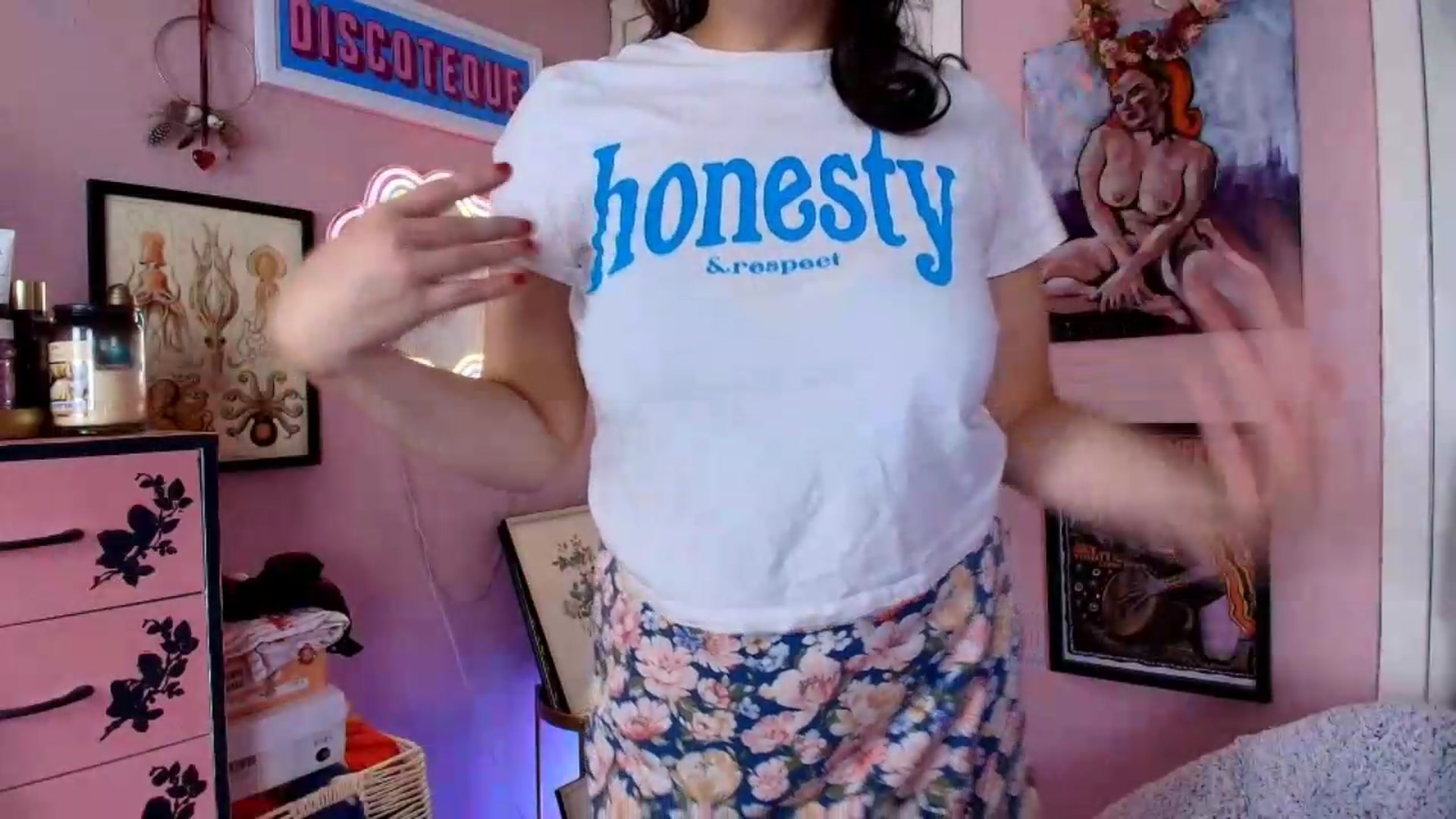 Gallery image thumbnail from MissMimiRose's myfreecams stream on, 06/20/2026, 22:16 image 2 of 20
