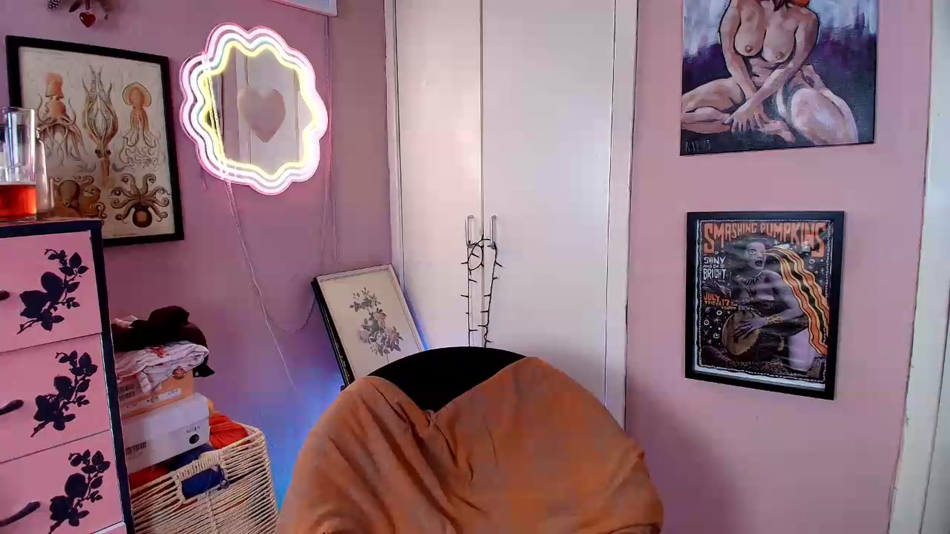 Gallery image thumbnail from MissMimiRose's myfreecams stream on, 06/21/2026, 15:04 image 3 of 20