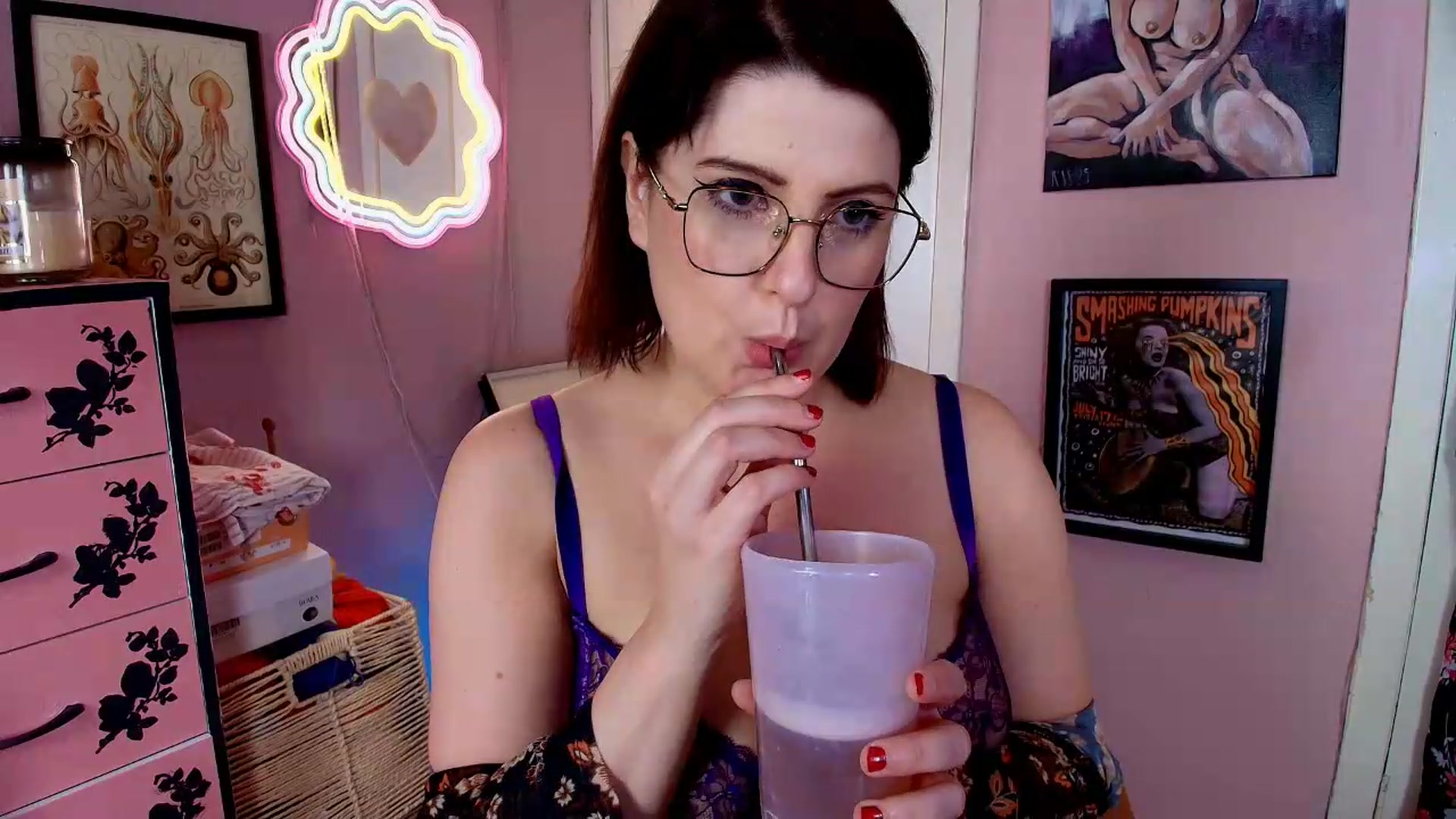 Gallery image thumbnail from MissMimiRose's myfreecams stream on, 06/26/2026, 21:43 image 17 of 20