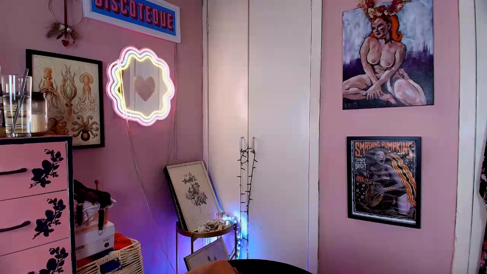 Gallery image thumbnail from MissMimiRose's myfreecams stream on, 06/26/2026, 21:43 image 10 of 20