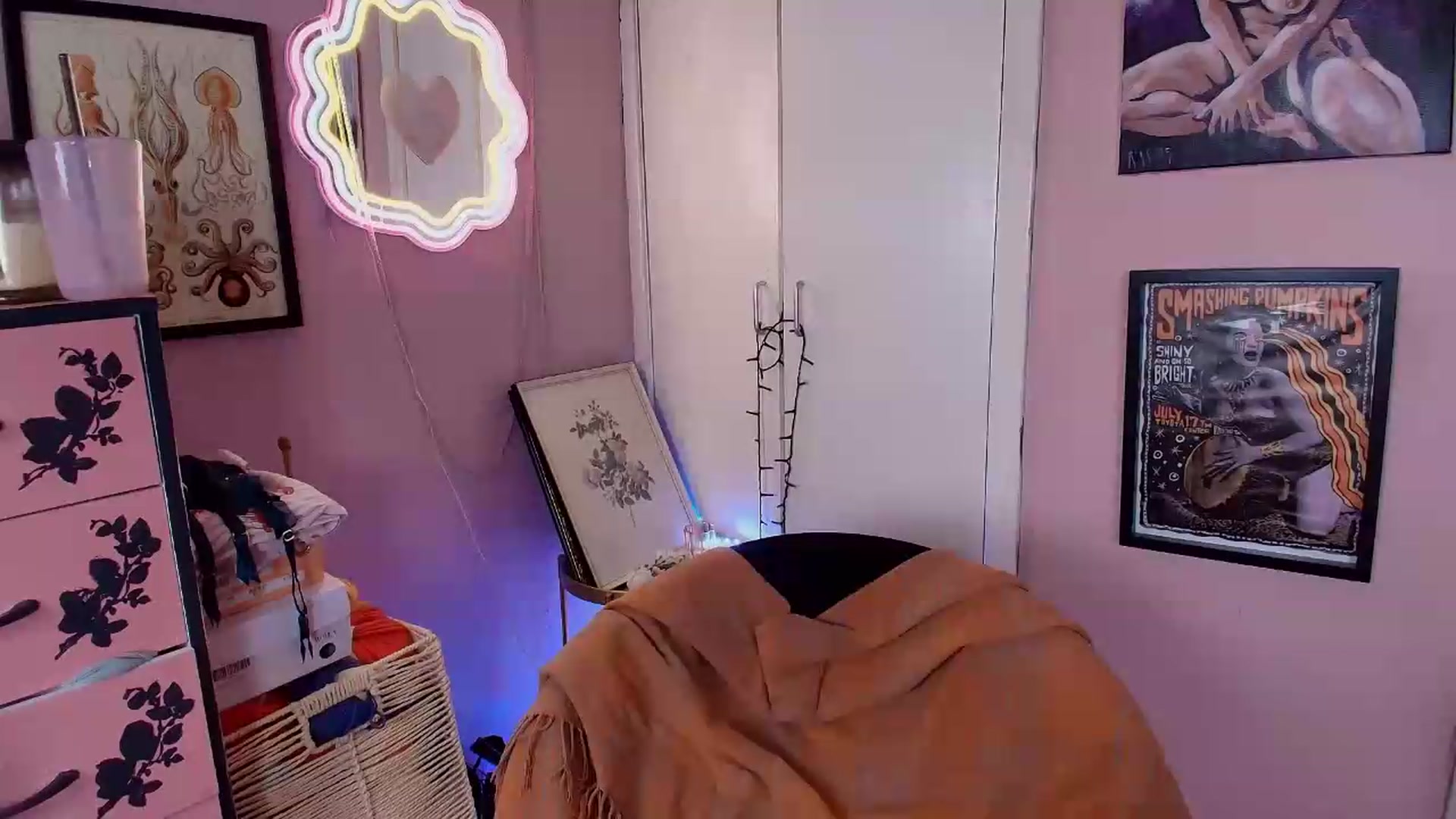 Gallery image thumbnail from MissMimiRose's myfreecams stream on, 06/28/2026, 12:53 image 18 of 20