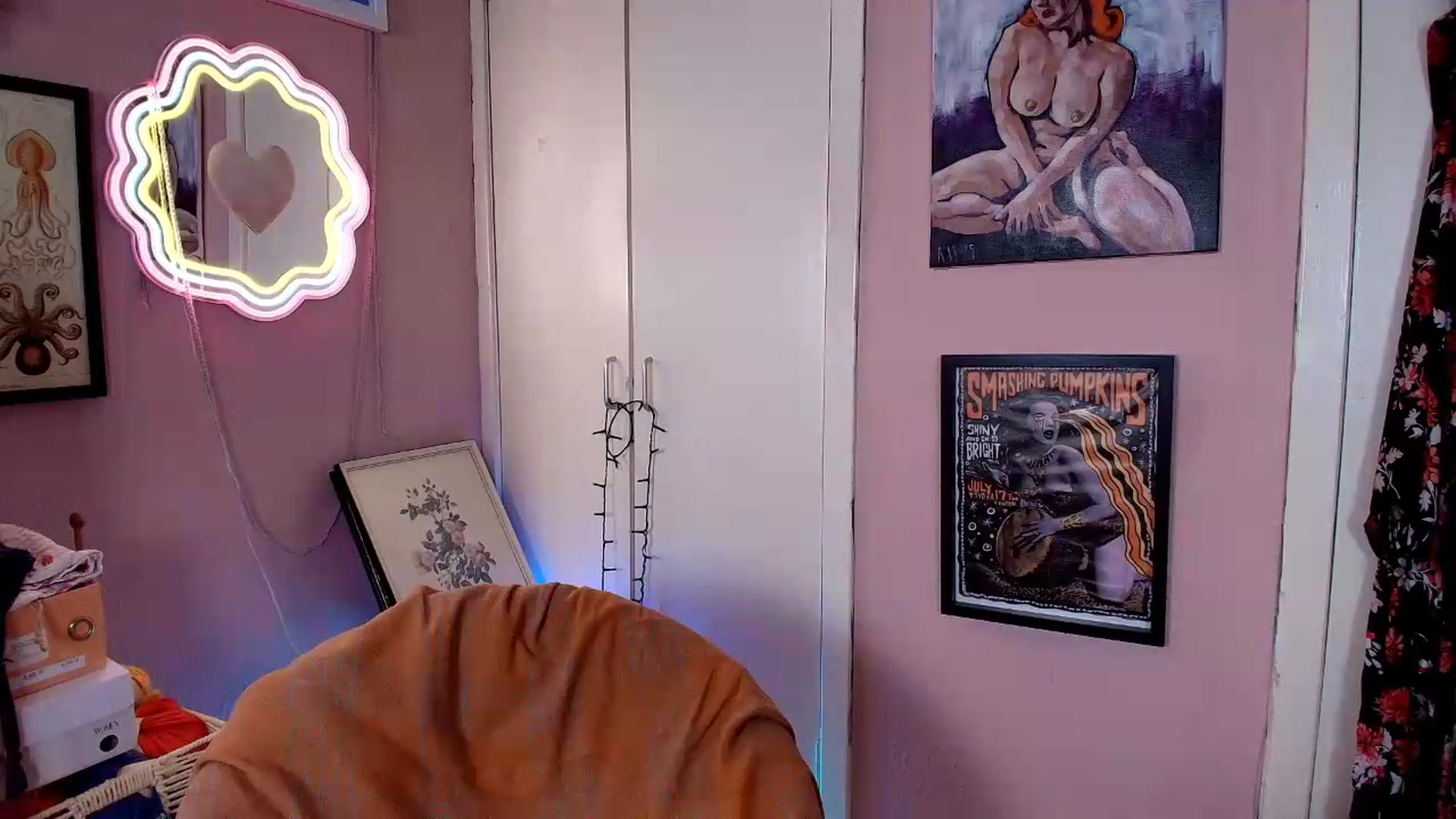 Gallery image thumbnail from MissMimiRose's myfreecams stream on, 07/11/2026, 14:34 image 12 of 20