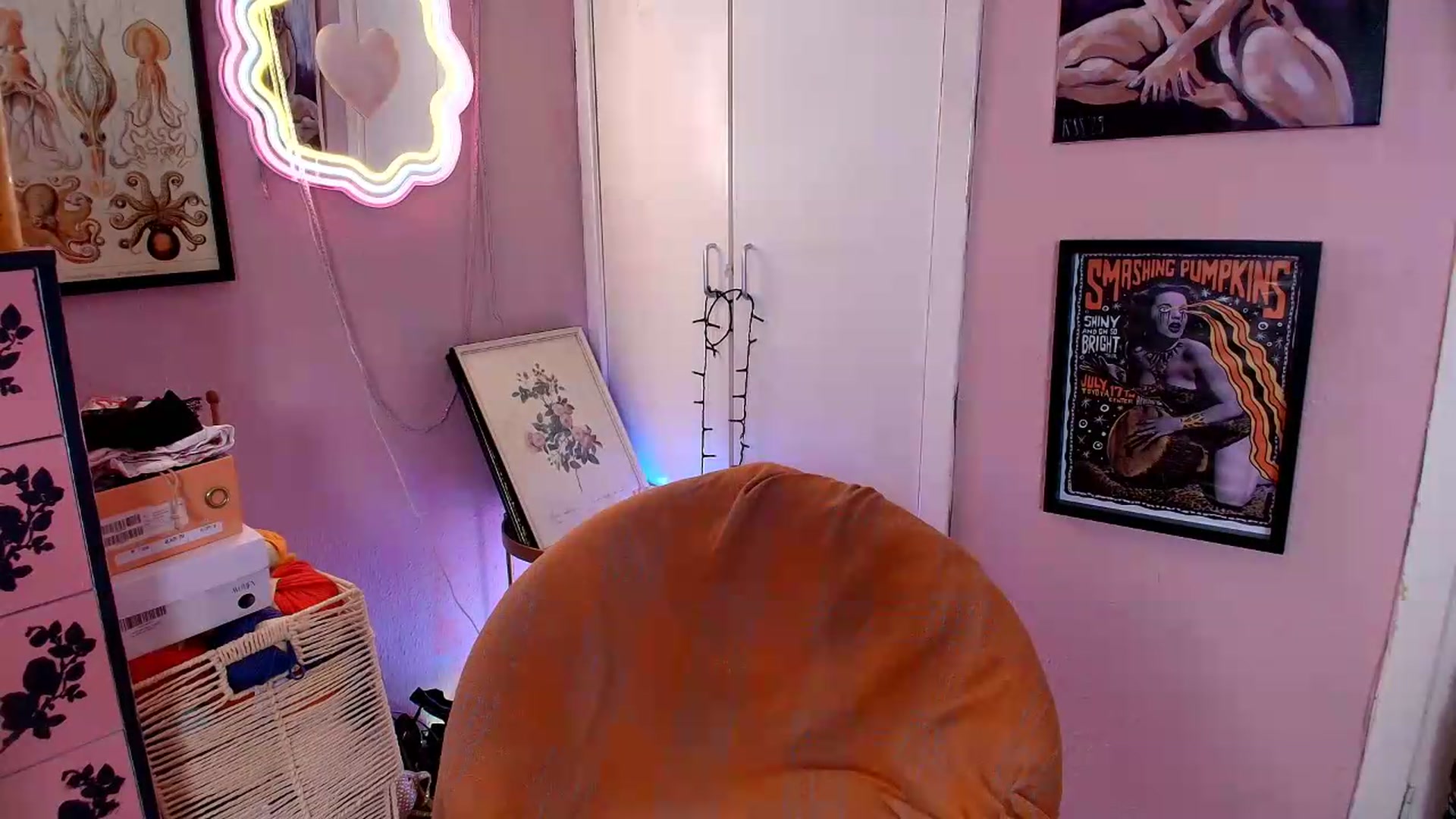 Gallery image thumbnail from MissMimiRose's myfreecams stream on, 07/12/2026, 12:41 image 4 of 20