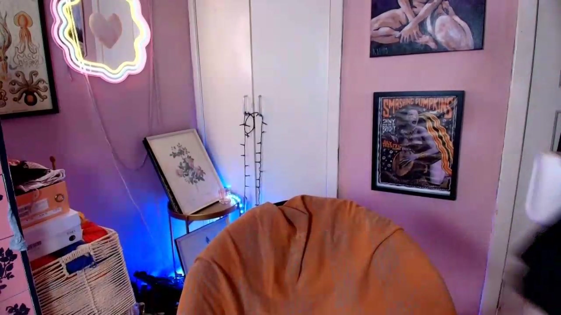 Gallery image thumbnail from MissMimiRose's myfreecams stream on, 07/18/2026, 14:52 image 16 of 20