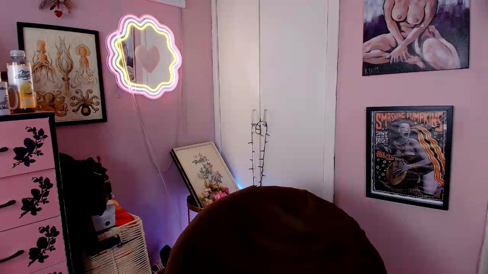 Gallery image thumbnail from MissMimiRose's myfreecams stream on, 08/09/2026, 13:57 image 19 of 20
