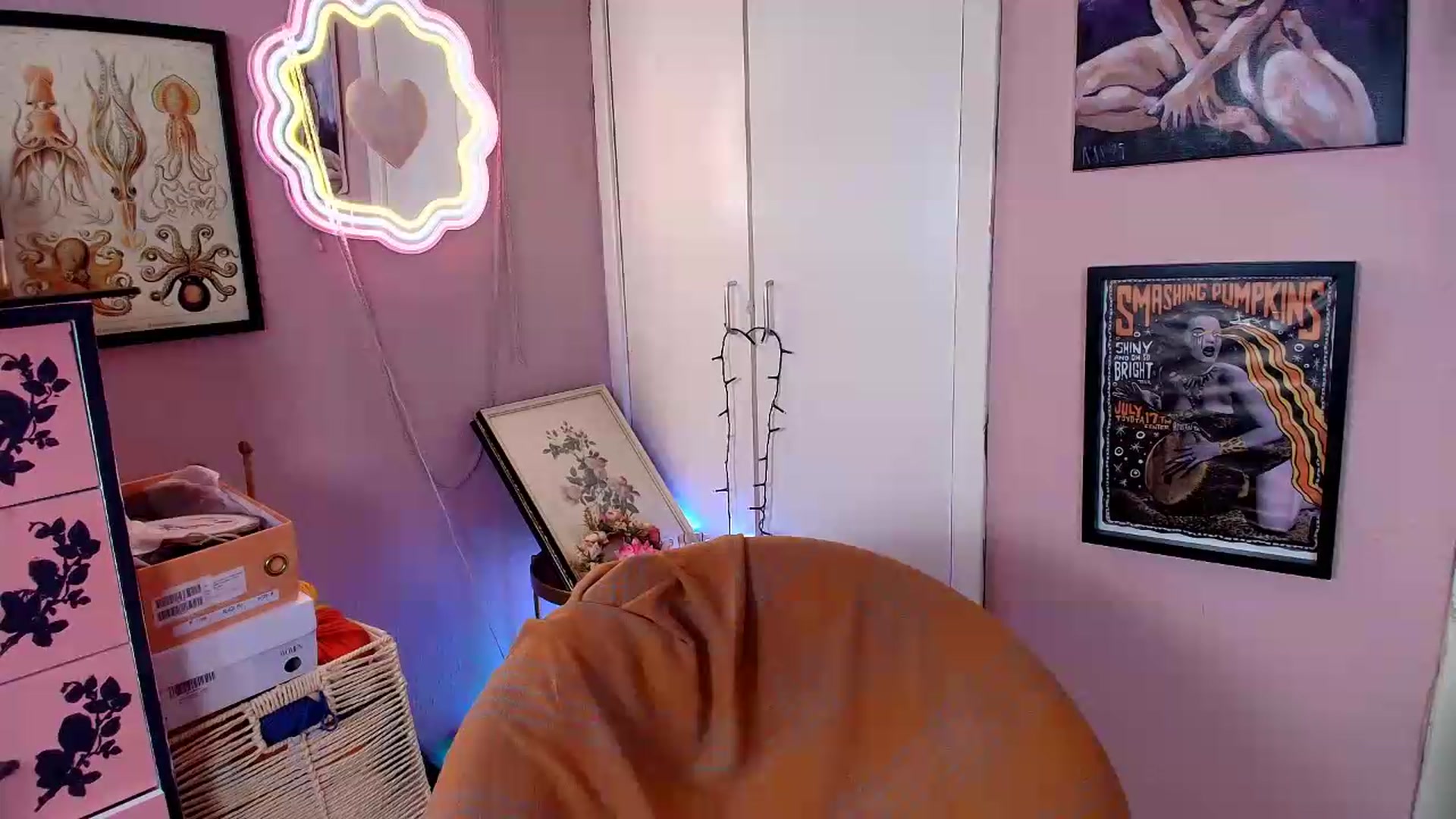 Gallery image thumbnail from MissMimiRose's myfreecams stream on, 08/15/2026, 17:18 image 12 of 20
