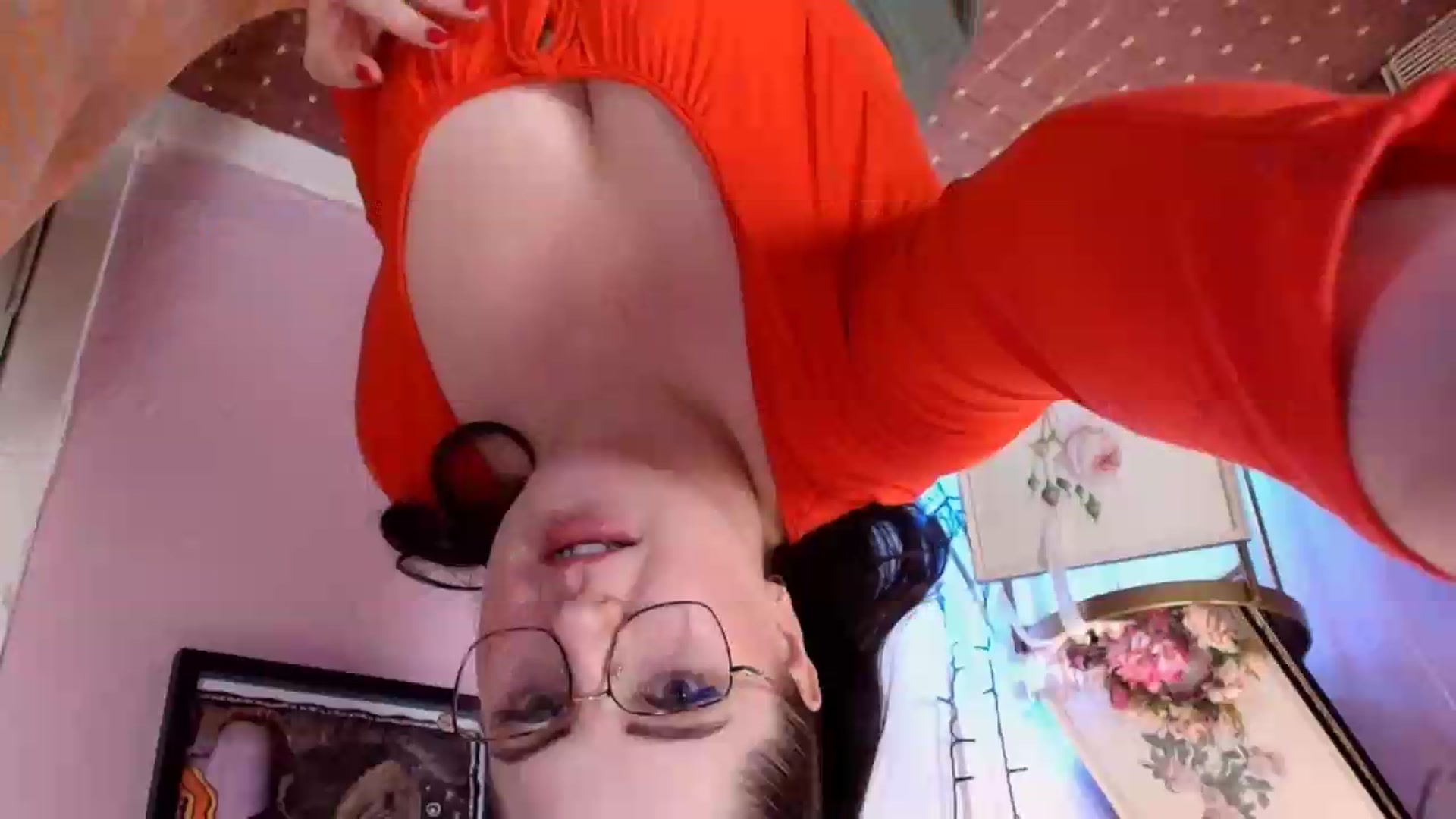 Gallery image thumbnail from MissMimiRose's myfreecams stream on, 08/18/2026, 23:27 image 5 of 20