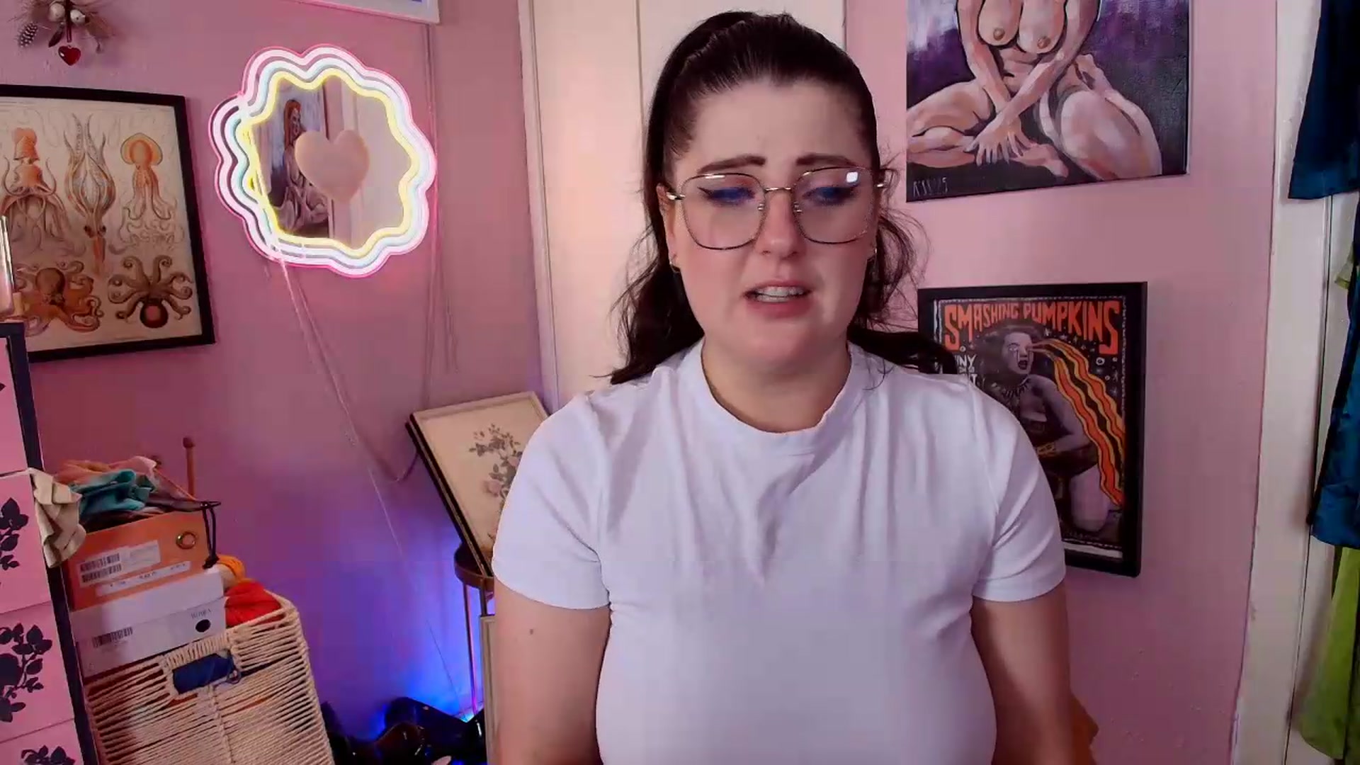 Gallery image thumbnail from MissMimiRose's myfreecams stream on, 08/19/2026, 23:36 image 14 of 20