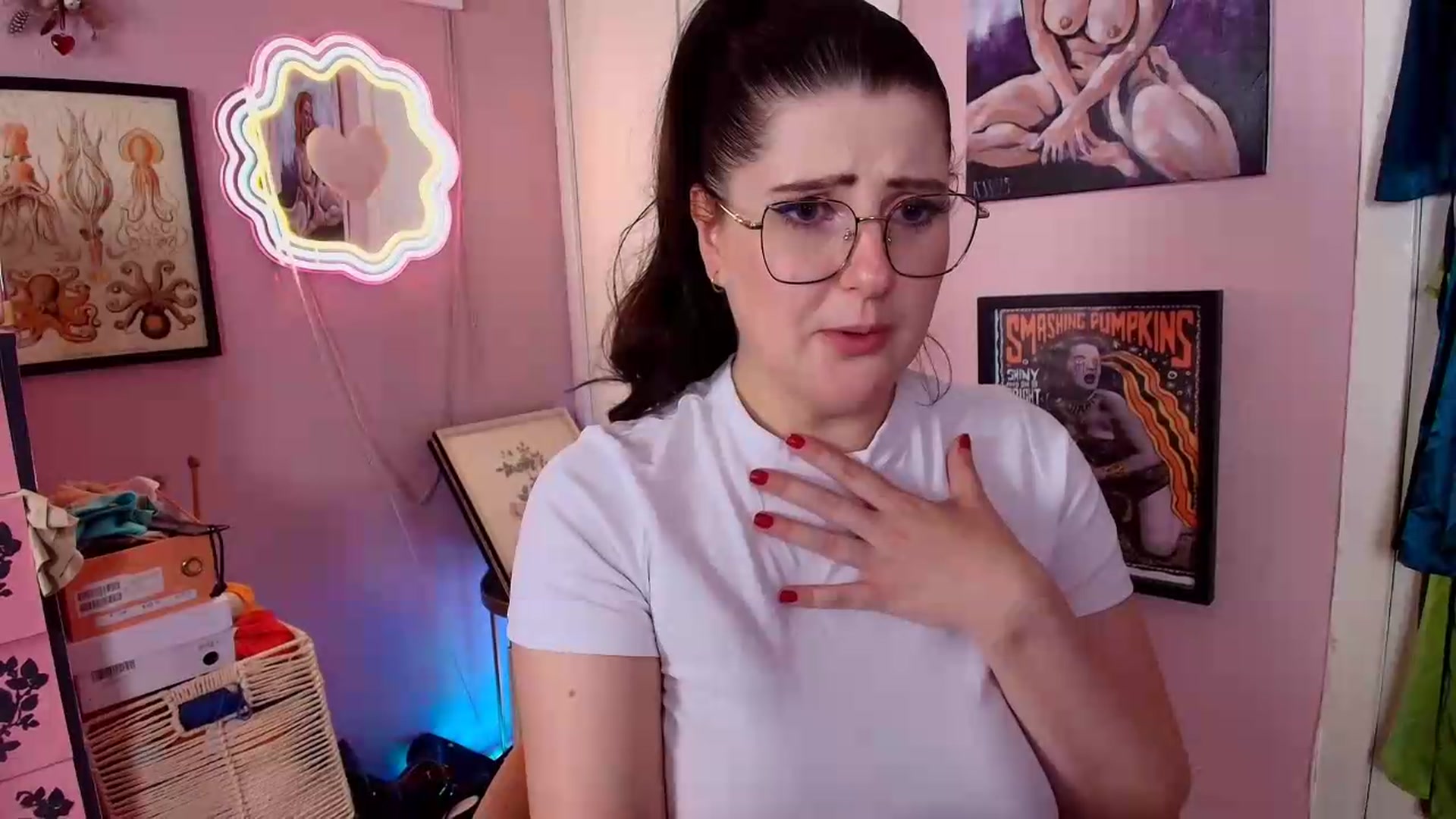 Gallery image thumbnail from MissMimiRose's myfreecams stream on, 08/19/2026, 23:36 image 19 of 20