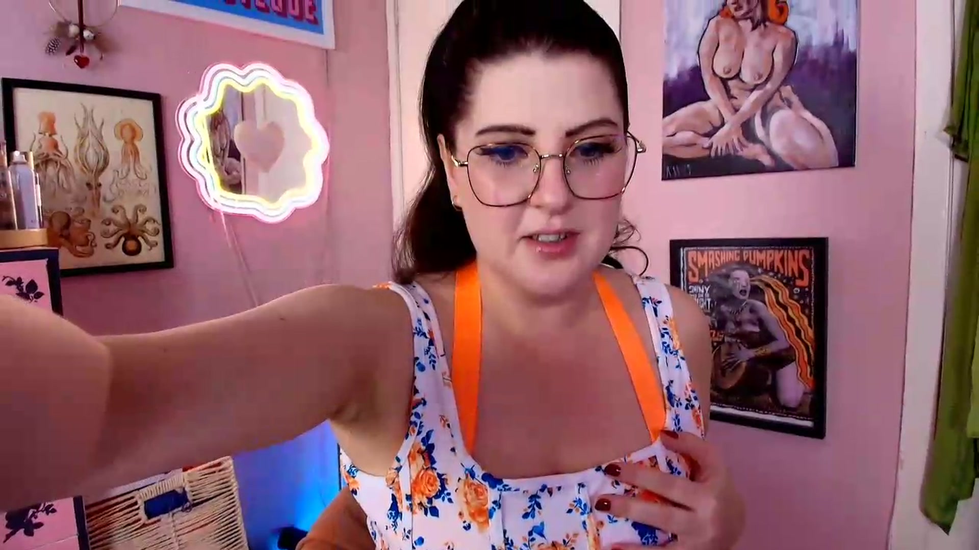 Gallery image thumbnail from MissMimiRose's myfreecams stream on, 08/22/2026, 14:03 image 8 of 20