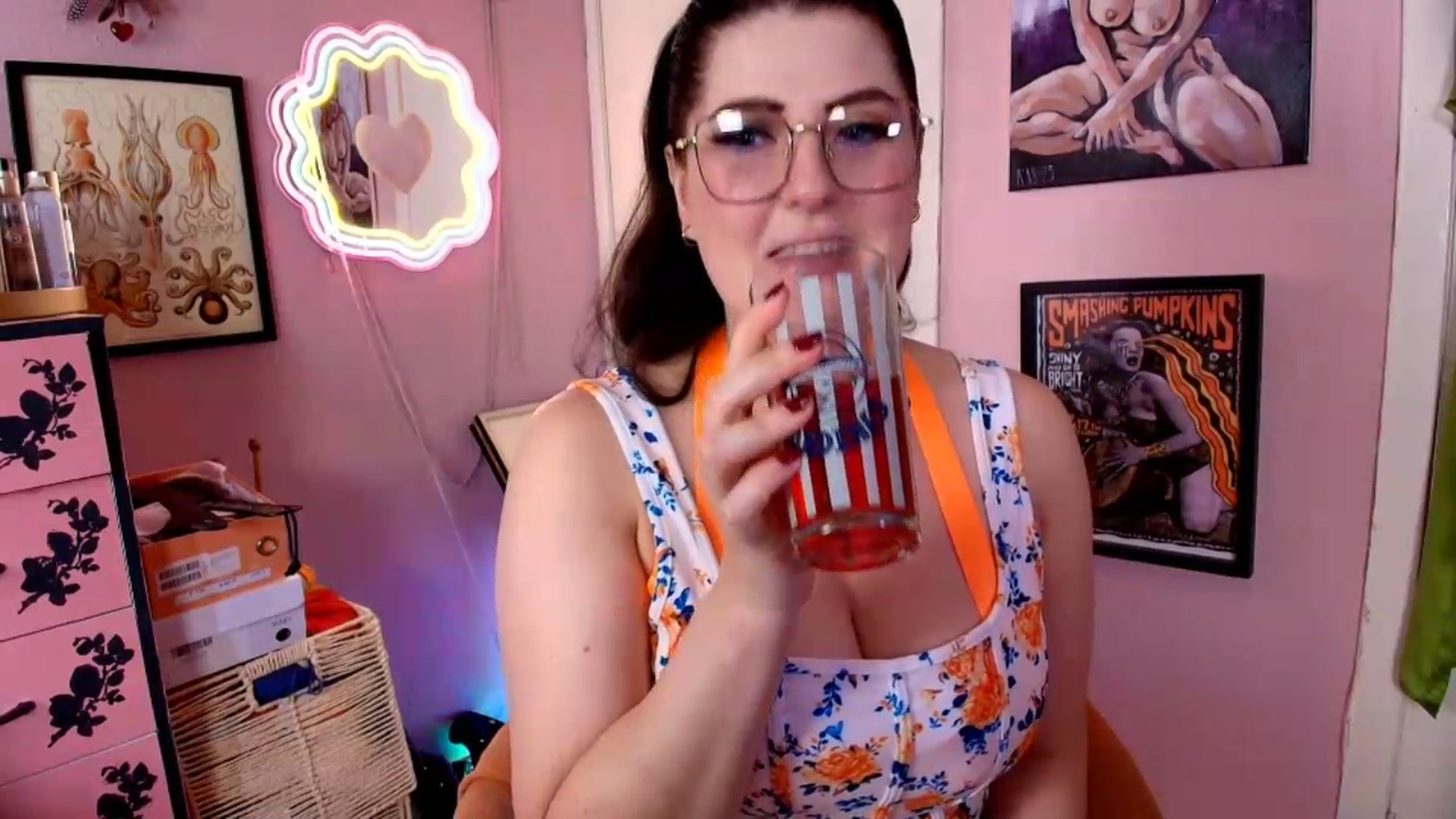 Gallery image thumbnail from MissMimiRose's myfreecams stream on, 08/22/2026, 14:03 image 18 of 20