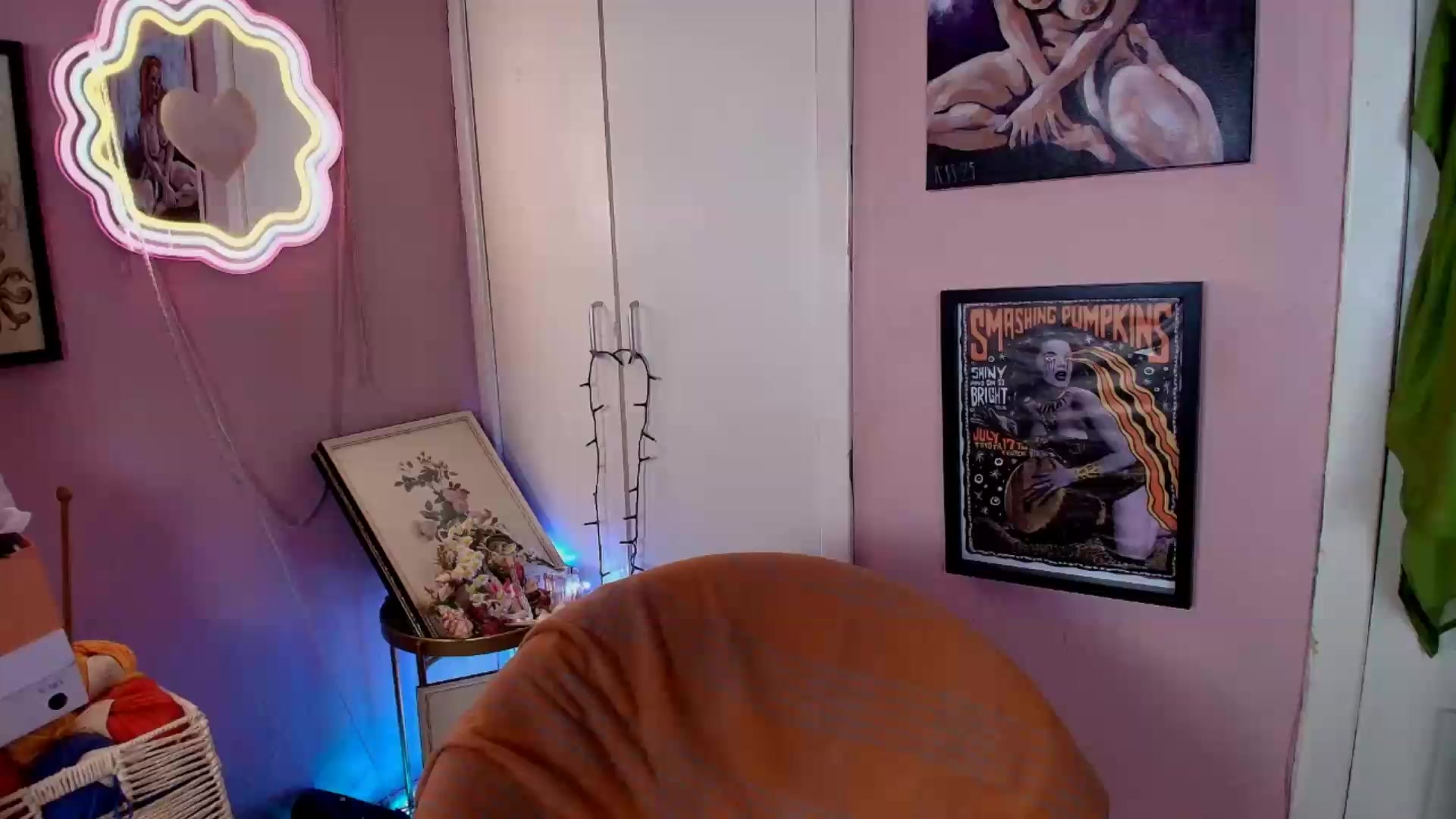 Gallery image thumbnail from MissMimiRose's myfreecams stream on, 09/09/2026, 22:25 image 17 of 20