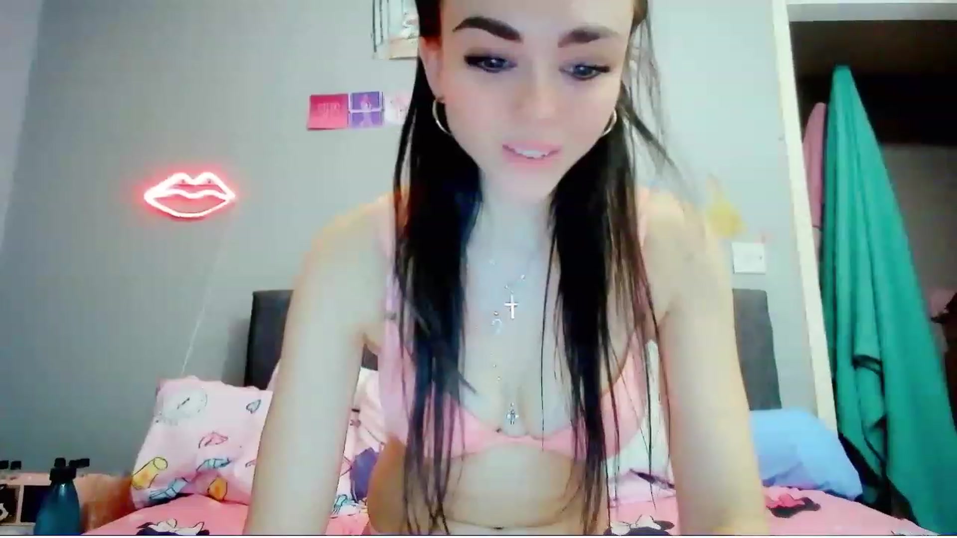 Gallery image thumbnail from MissMistletoe's myfreecams stream on, 05/11/2023, 01:47 image 16 of 20