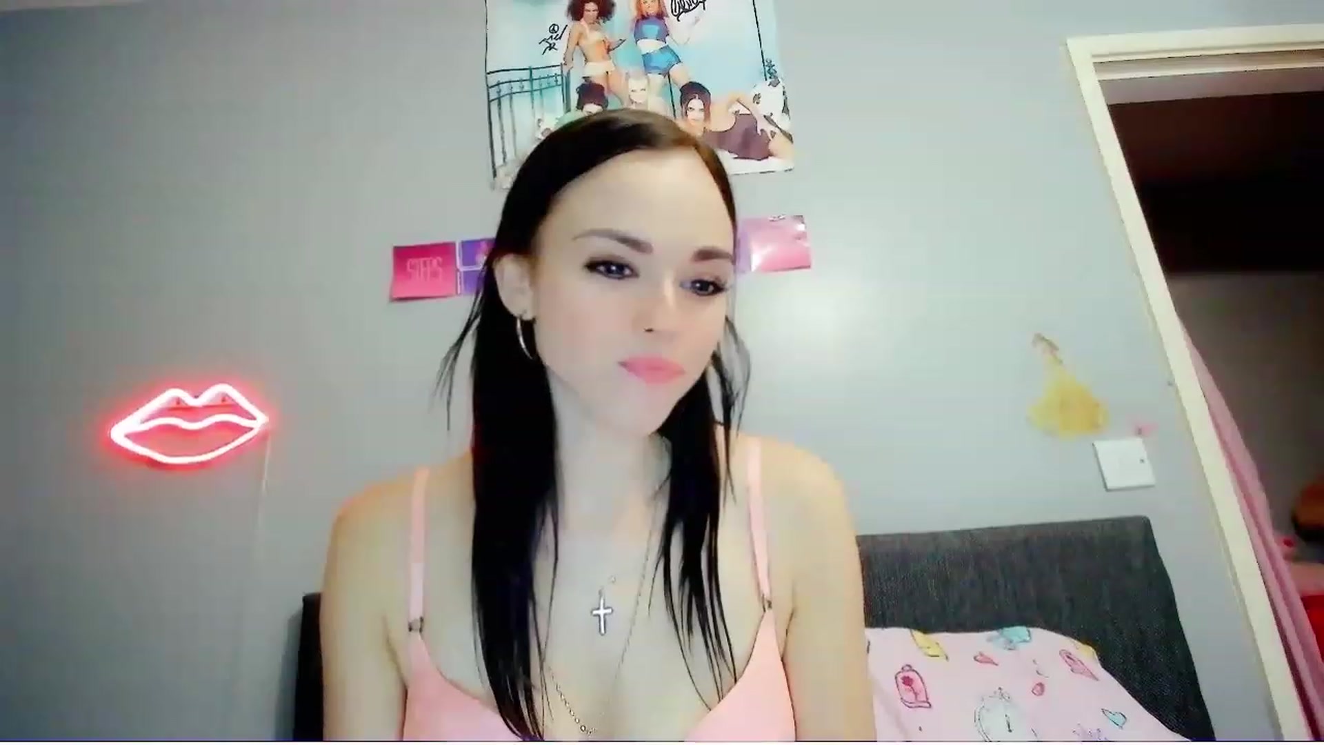 Gallery image thumbnail from MissMistletoe's myfreecams stream on, 07/16/2023, 21:57 image 17 of 20