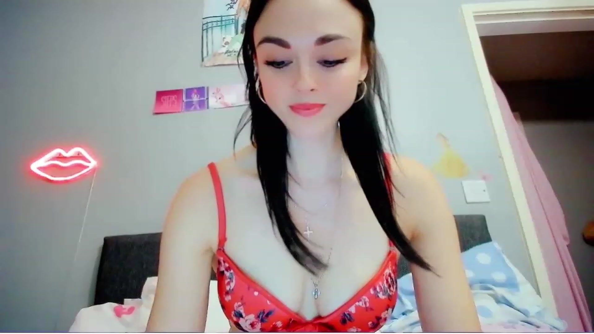 Gallery image thumbnail from MissMistletoe's myfreecams stream on, 07/17/2023, 22:55 image 18 of 20