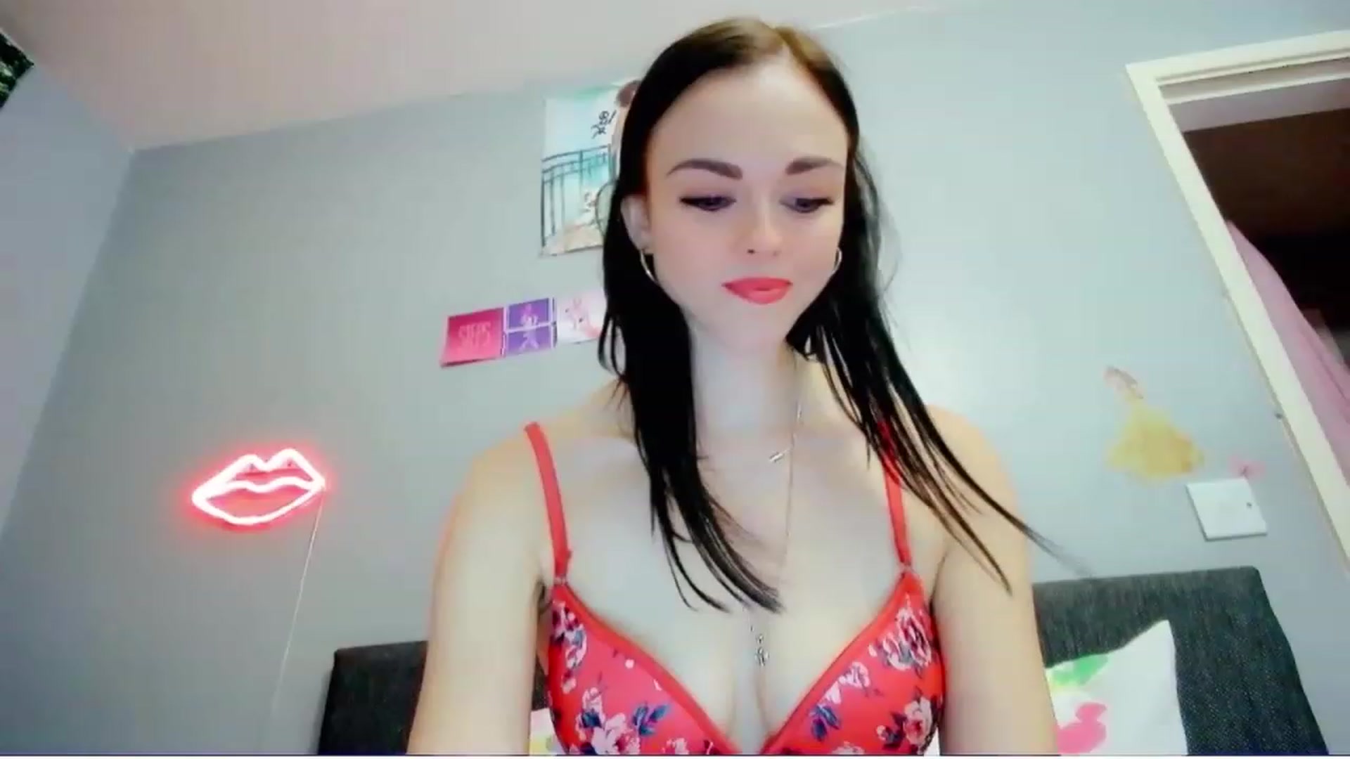 Gallery image thumbnail from MissMistletoe's myfreecams stream on, 07/17/2023, 22:55 image 10 of 20