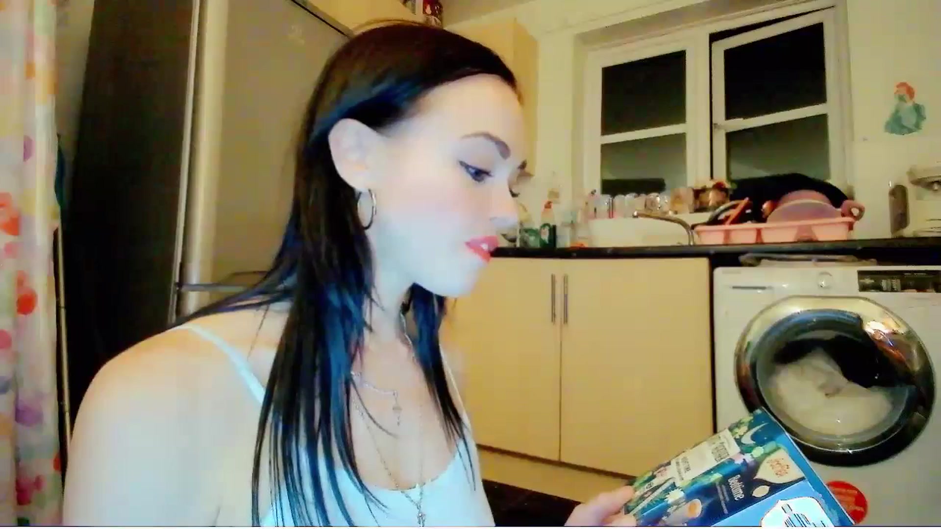 Gallery image thumbnail from MissMistletoe's myfreecams stream on, 07/18/2023, 24:05 image 16 of 20