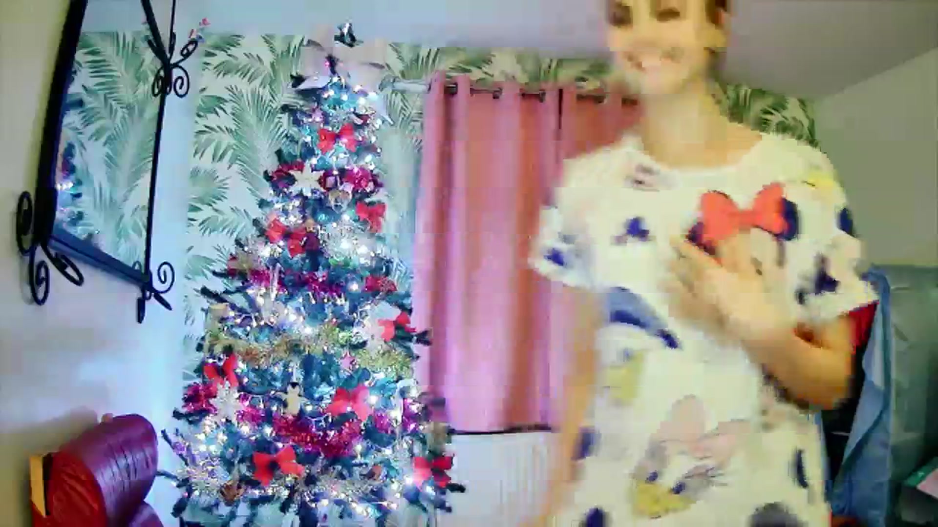 Gallery image thumbnail from MissMistletoe's myfreecams stream on, 11/24/2023, 24:39 image 4 of 20