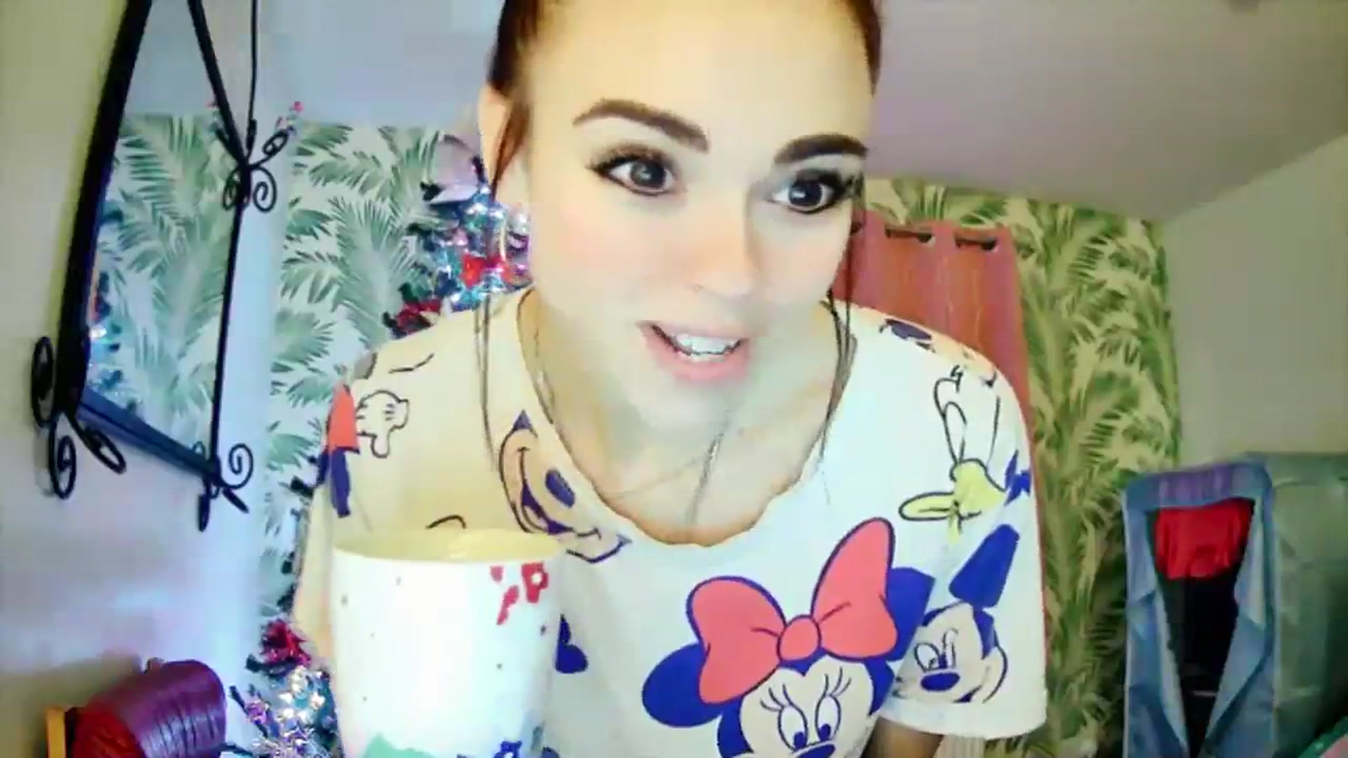Gallery image thumbnail from MissMistletoe's myfreecams stream on, 11/24/2023, 24:39 image 16 of 20